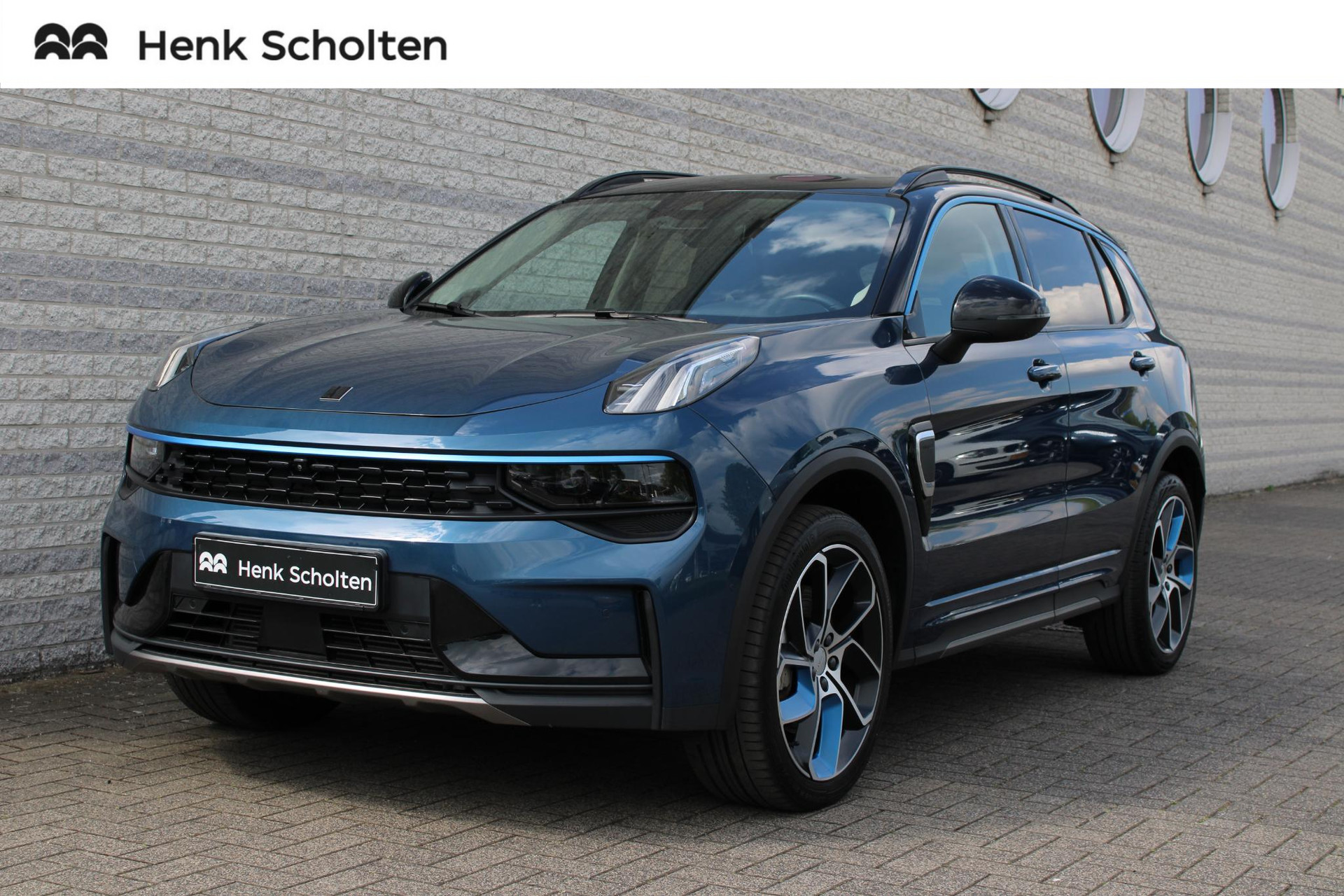 Lynk & Co 01