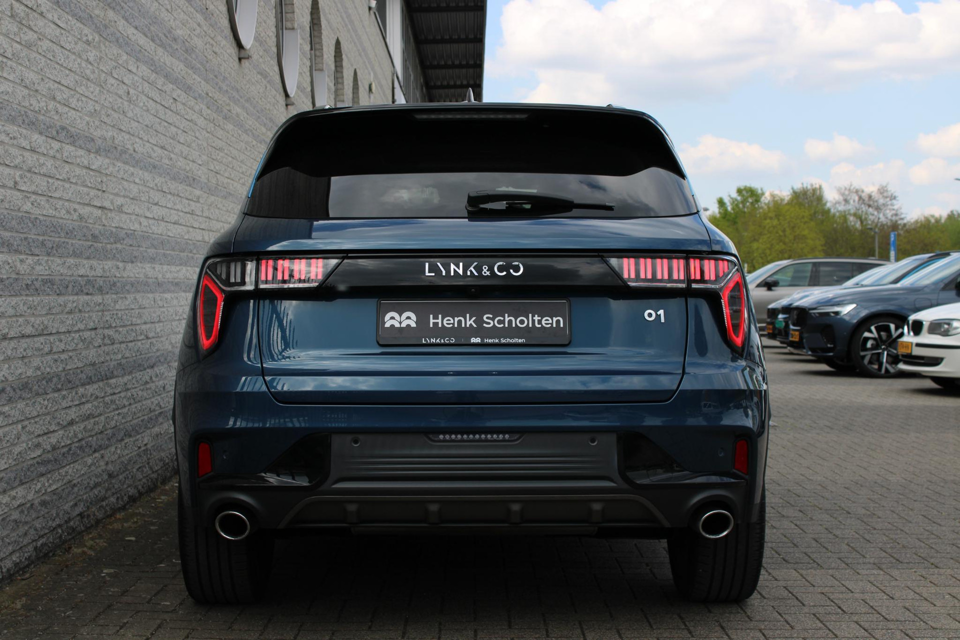 Lynk & Co 01