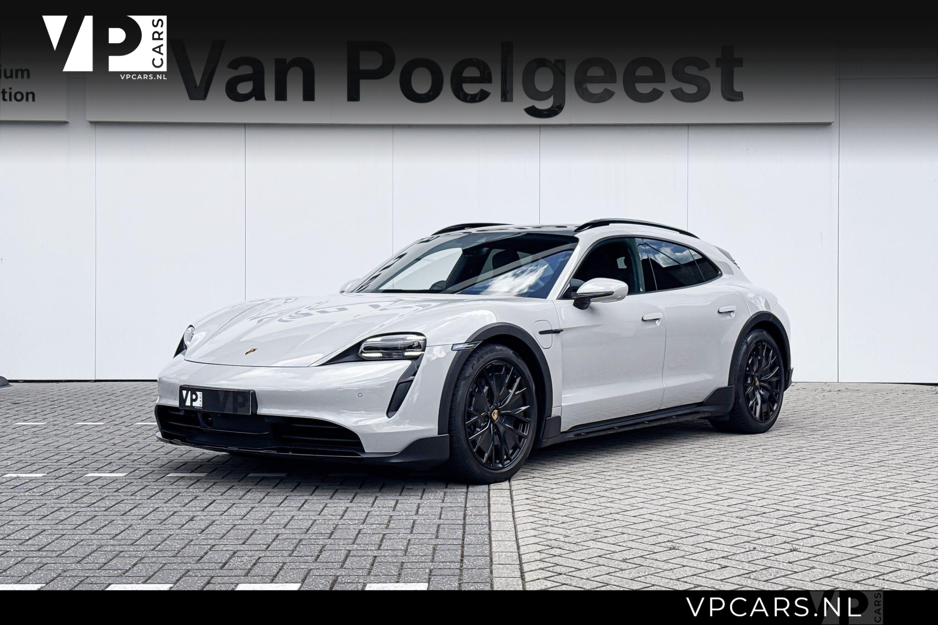 Porsche Taycan Cross Turismo