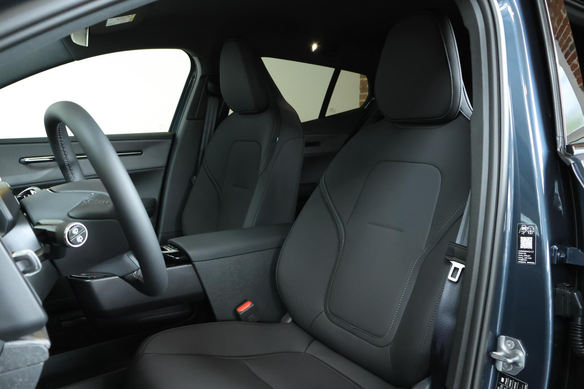 Volvo EX30