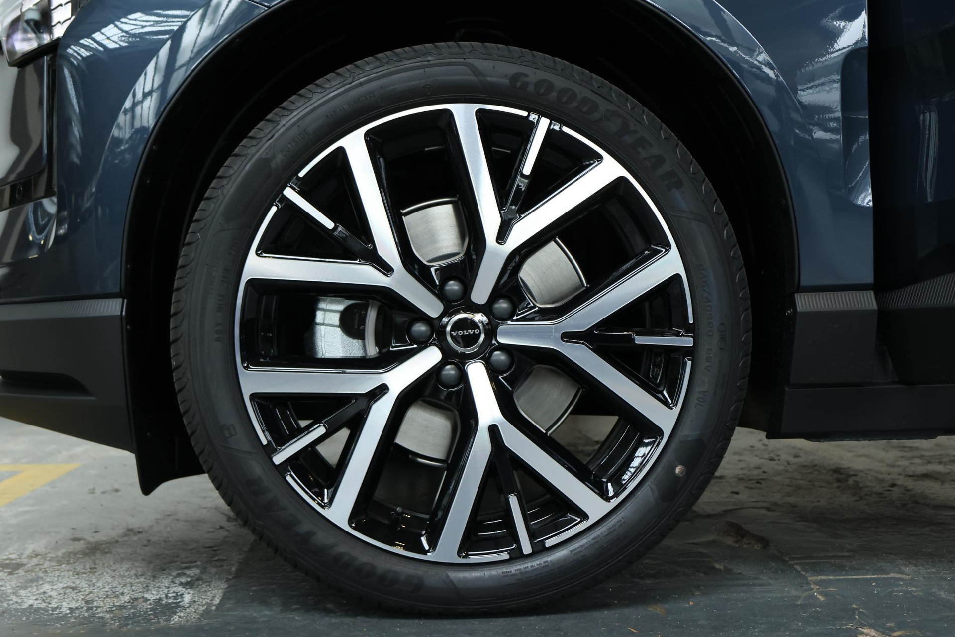 Volvo EX30