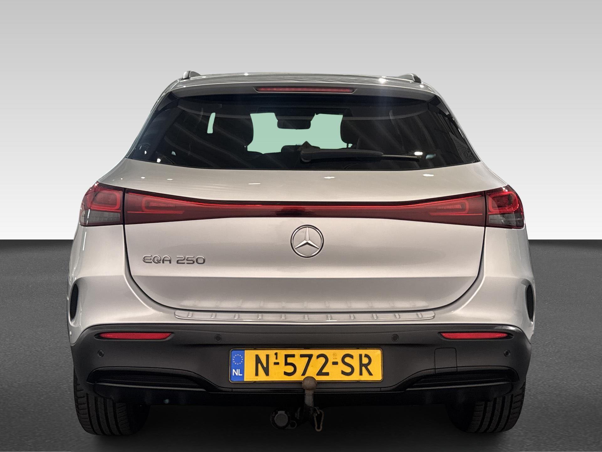 Mercedes-Benz Eqa