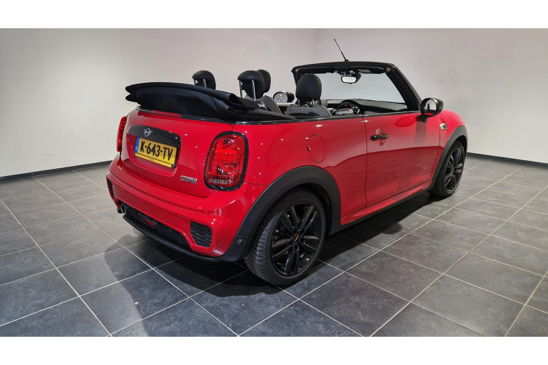 MINI Cabrio