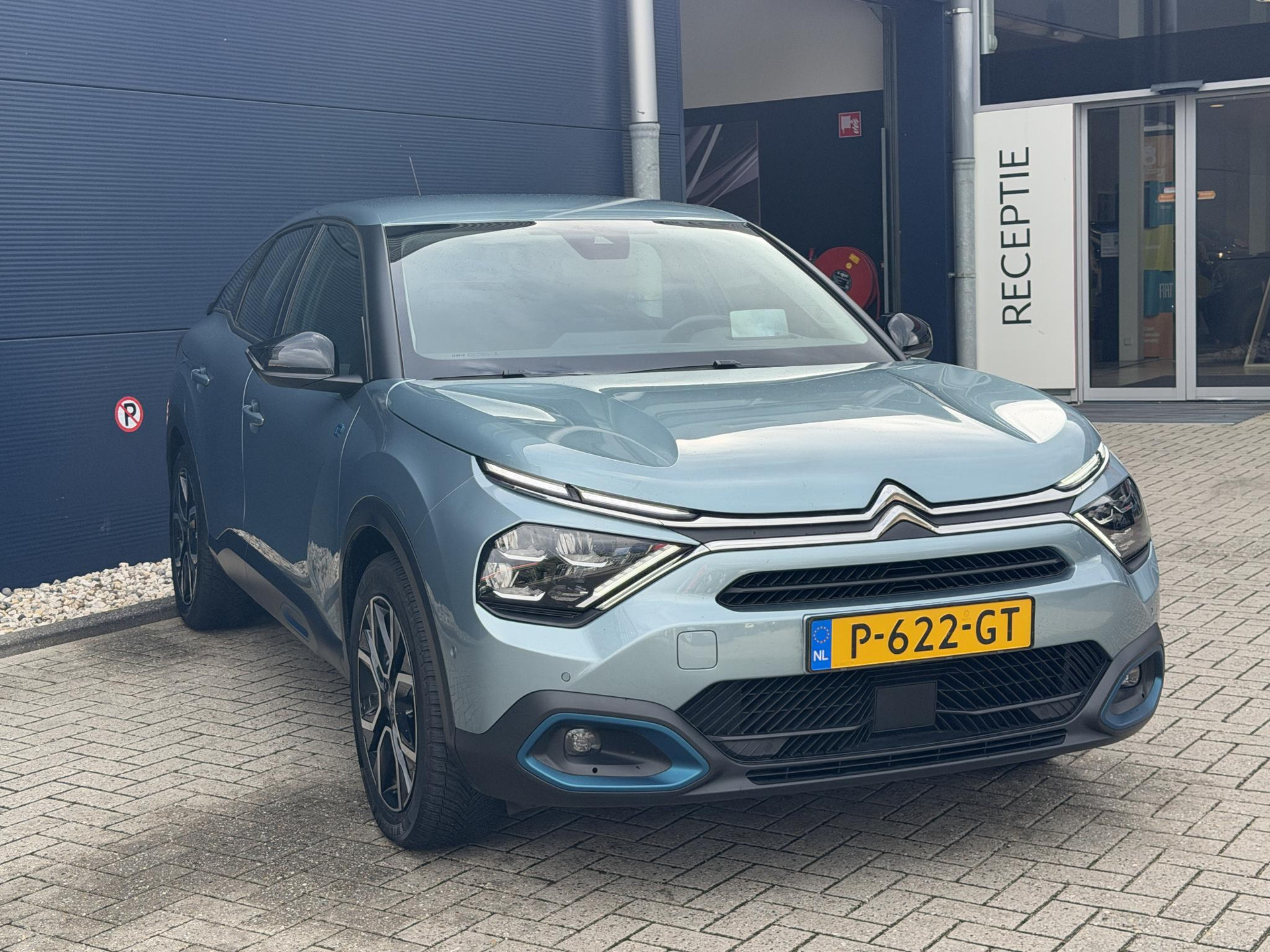 Citroën ë-C4