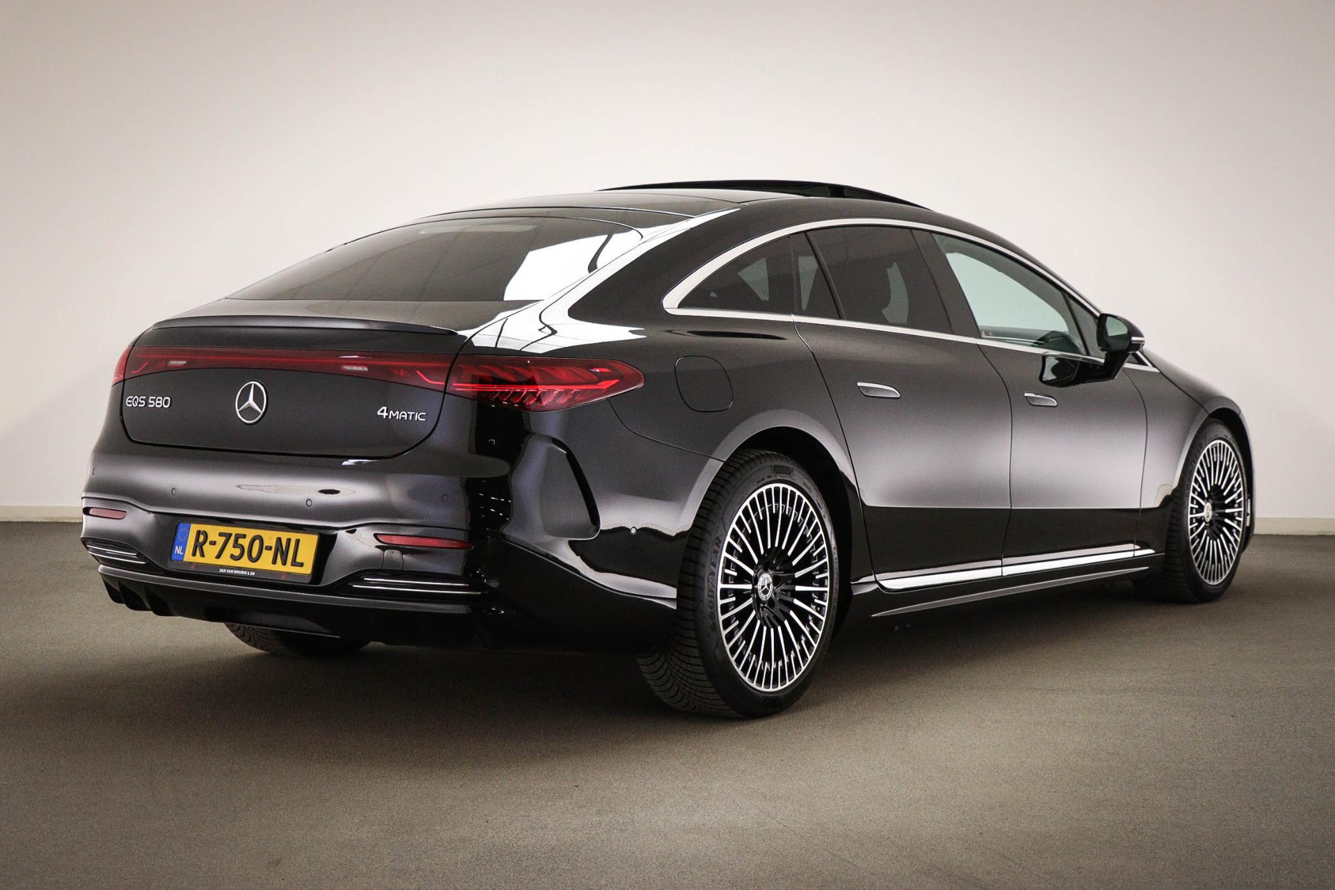 Mercedes-Benz Eqs