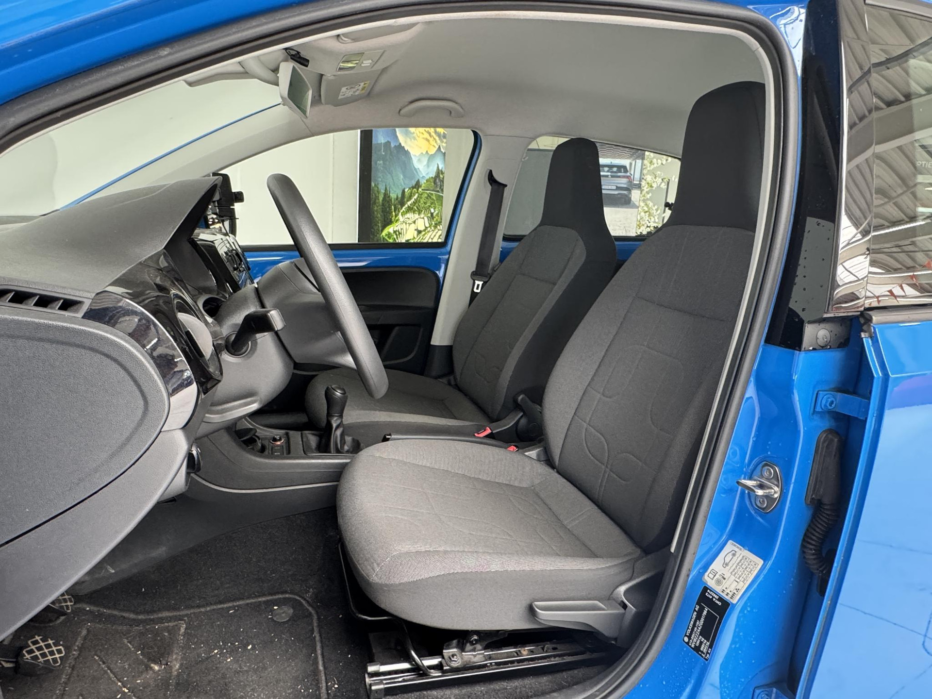 Volkswagen up!
