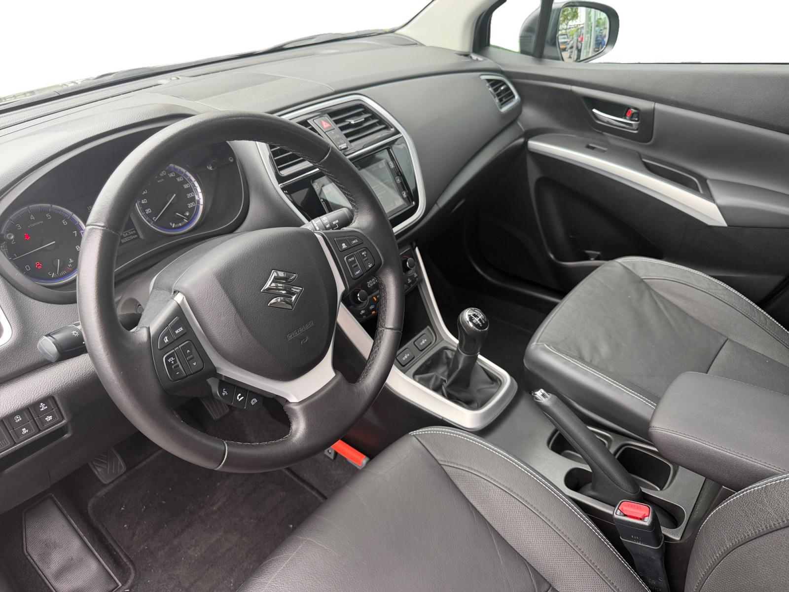 Suzuki S-Cross