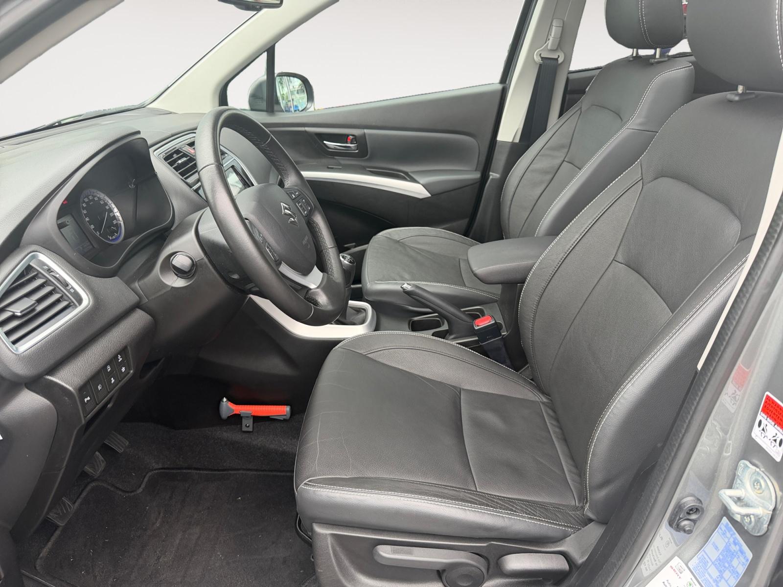 Suzuki S-Cross