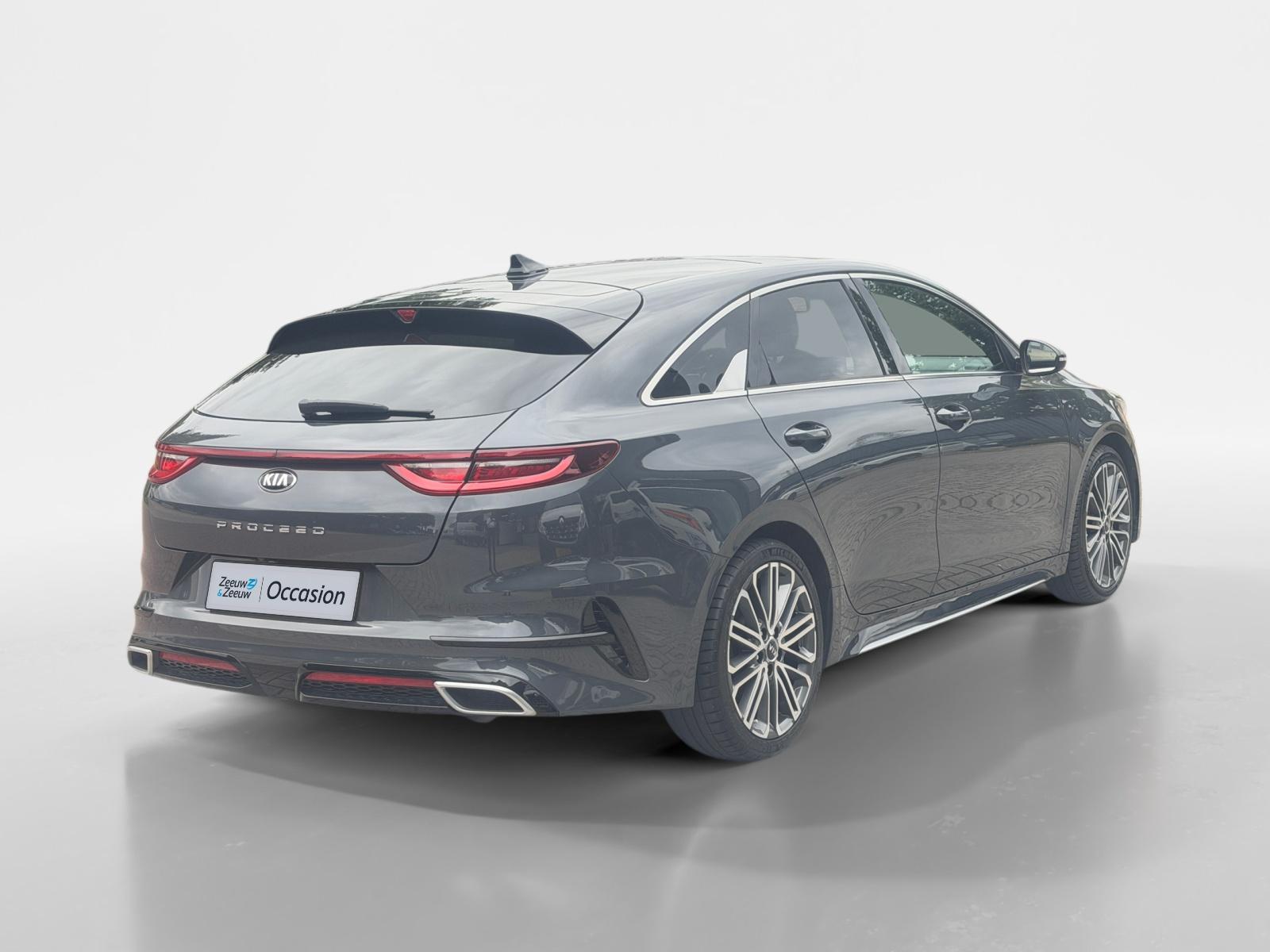 Kia Proceed