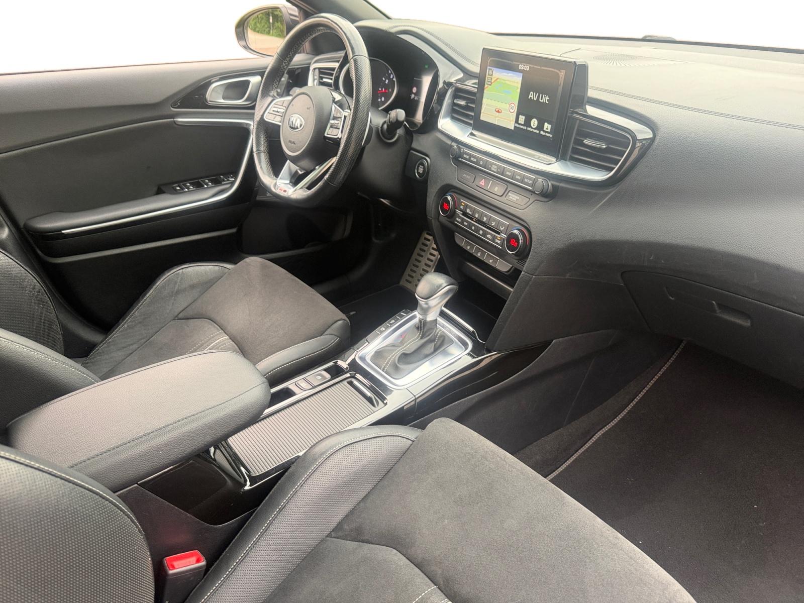 Kia Proceed