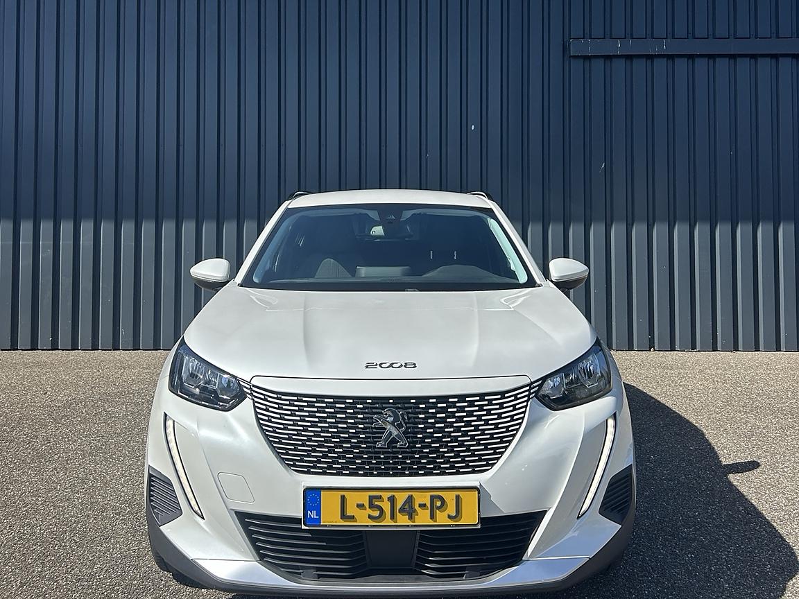 Peugeot e-2008