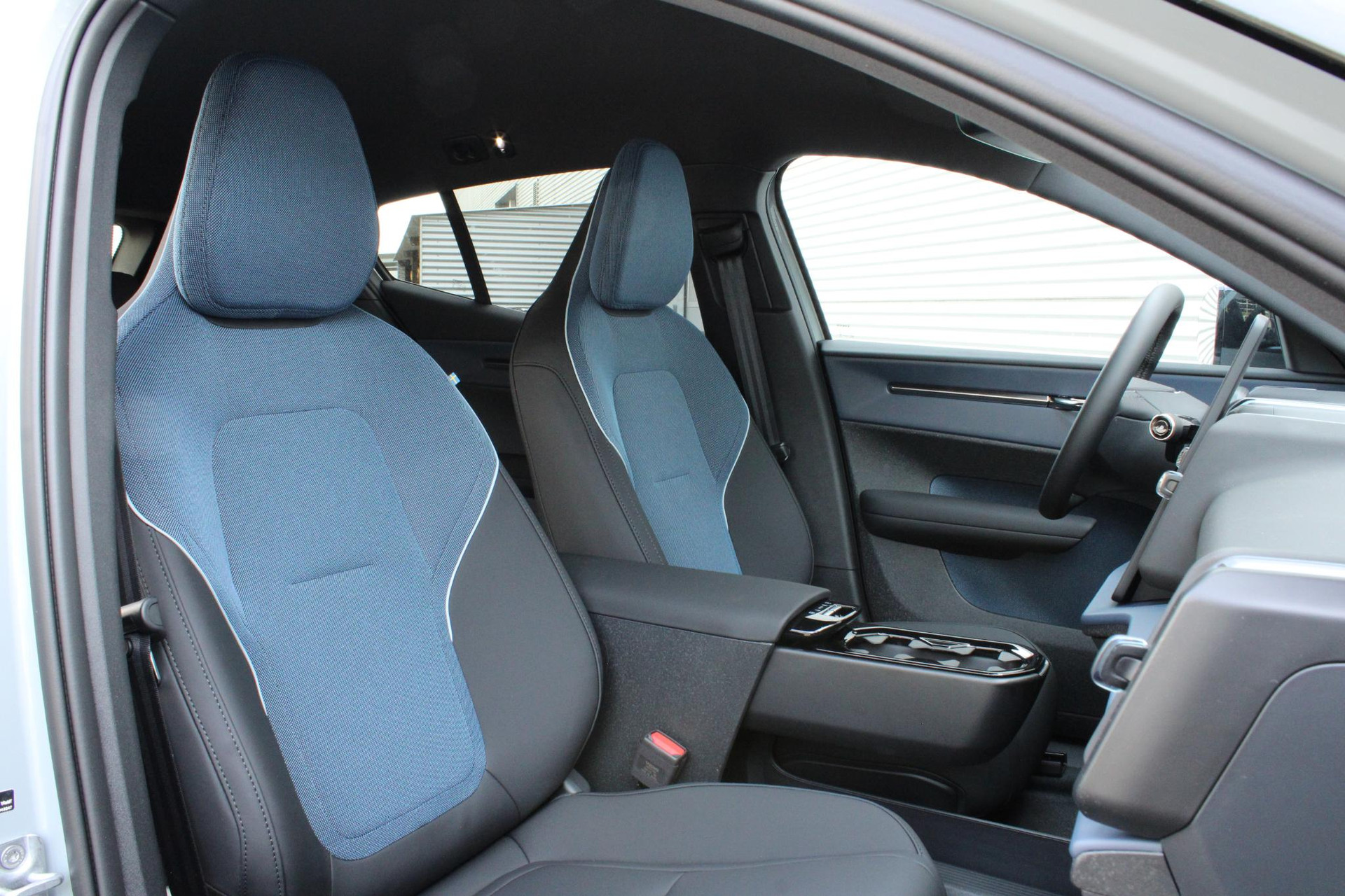 Volvo EX30