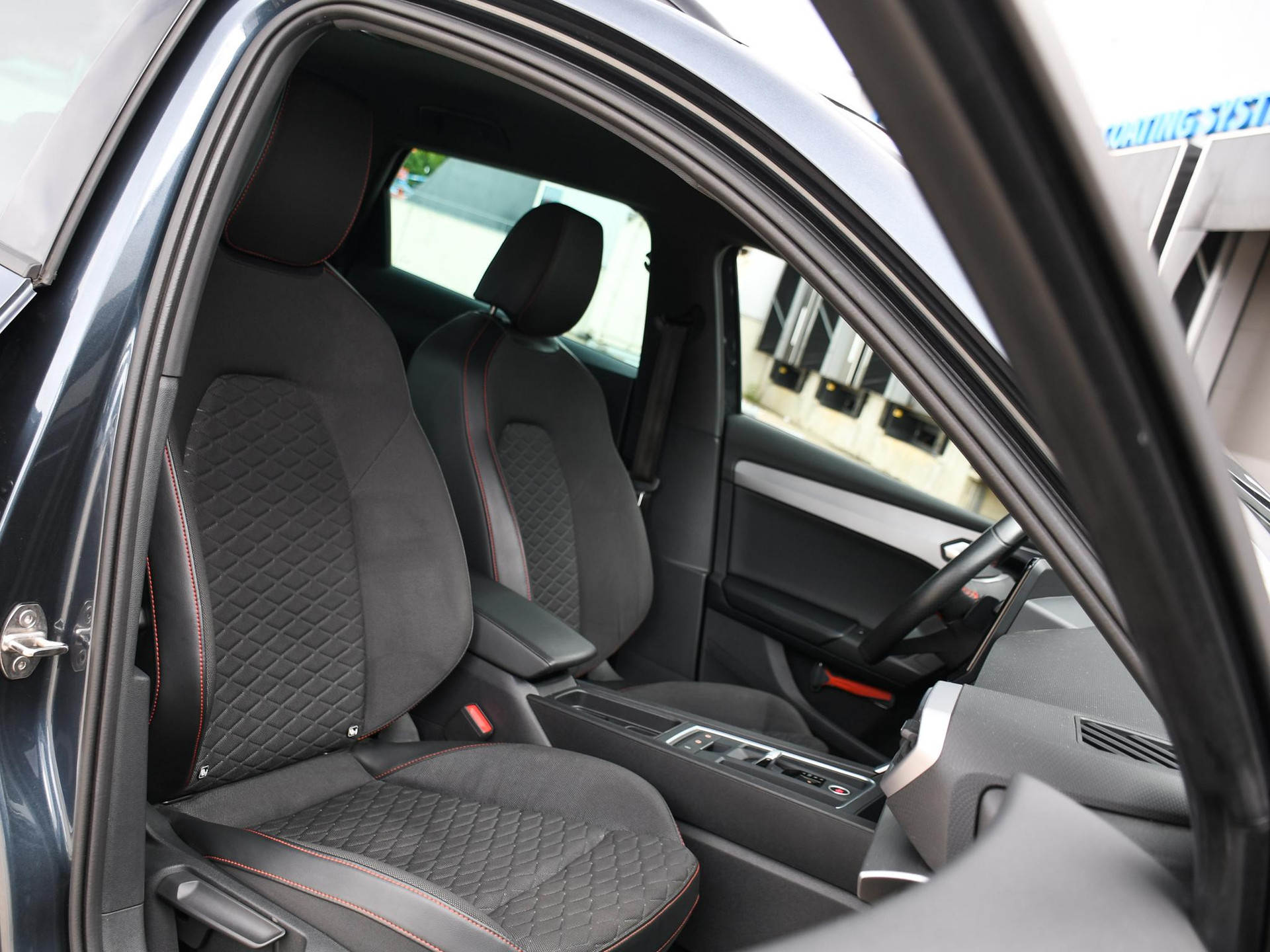 SEAT León