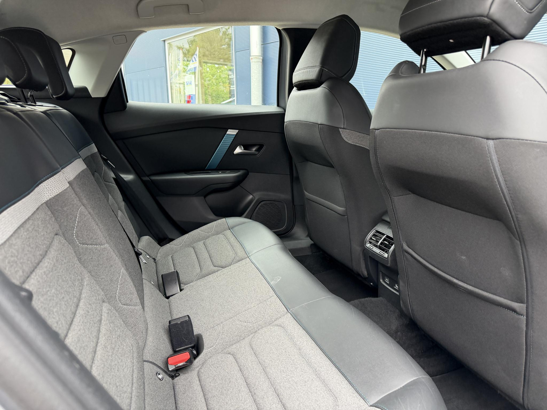Citroën ë-C4