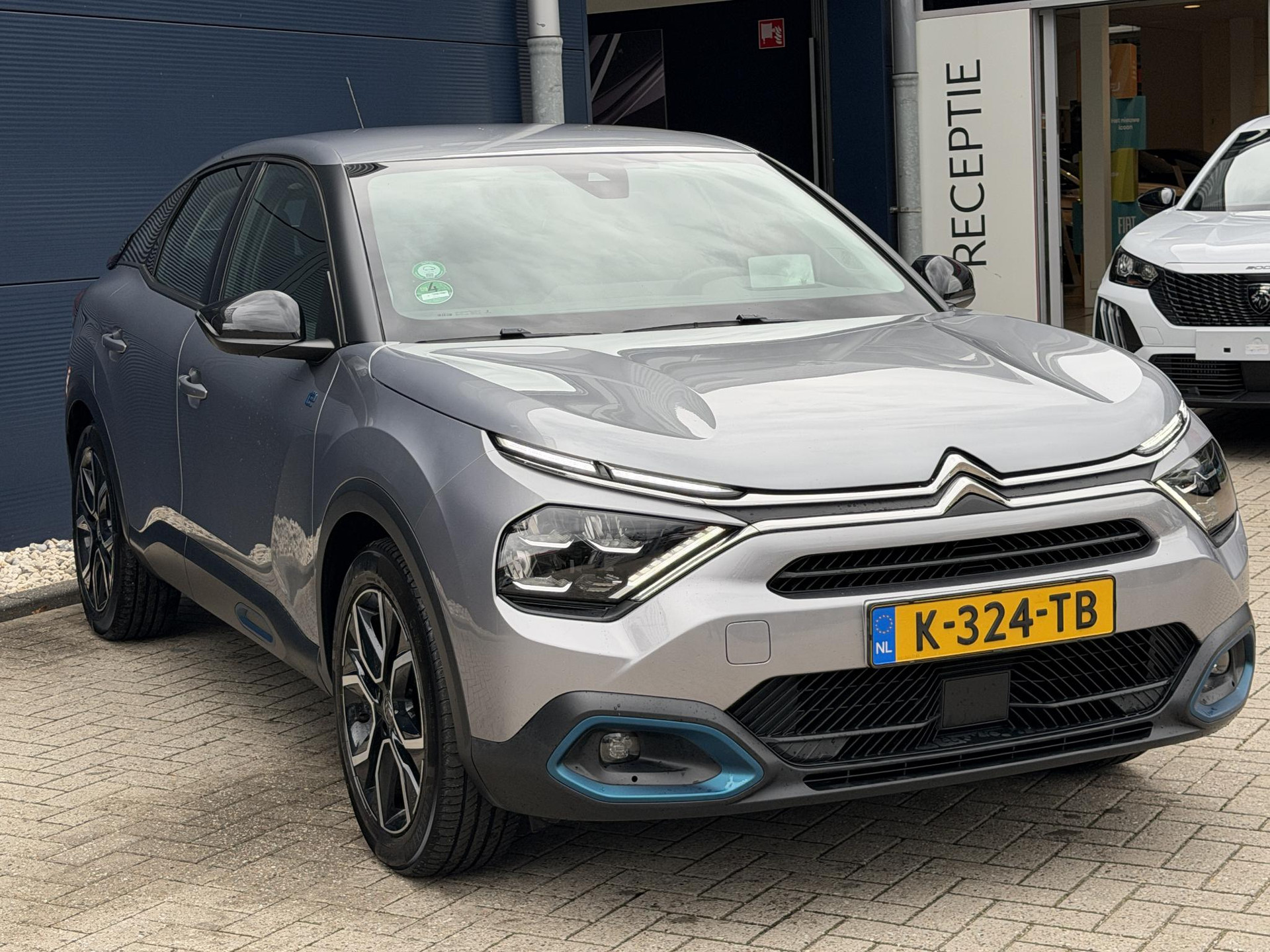 Citroën ë-C4