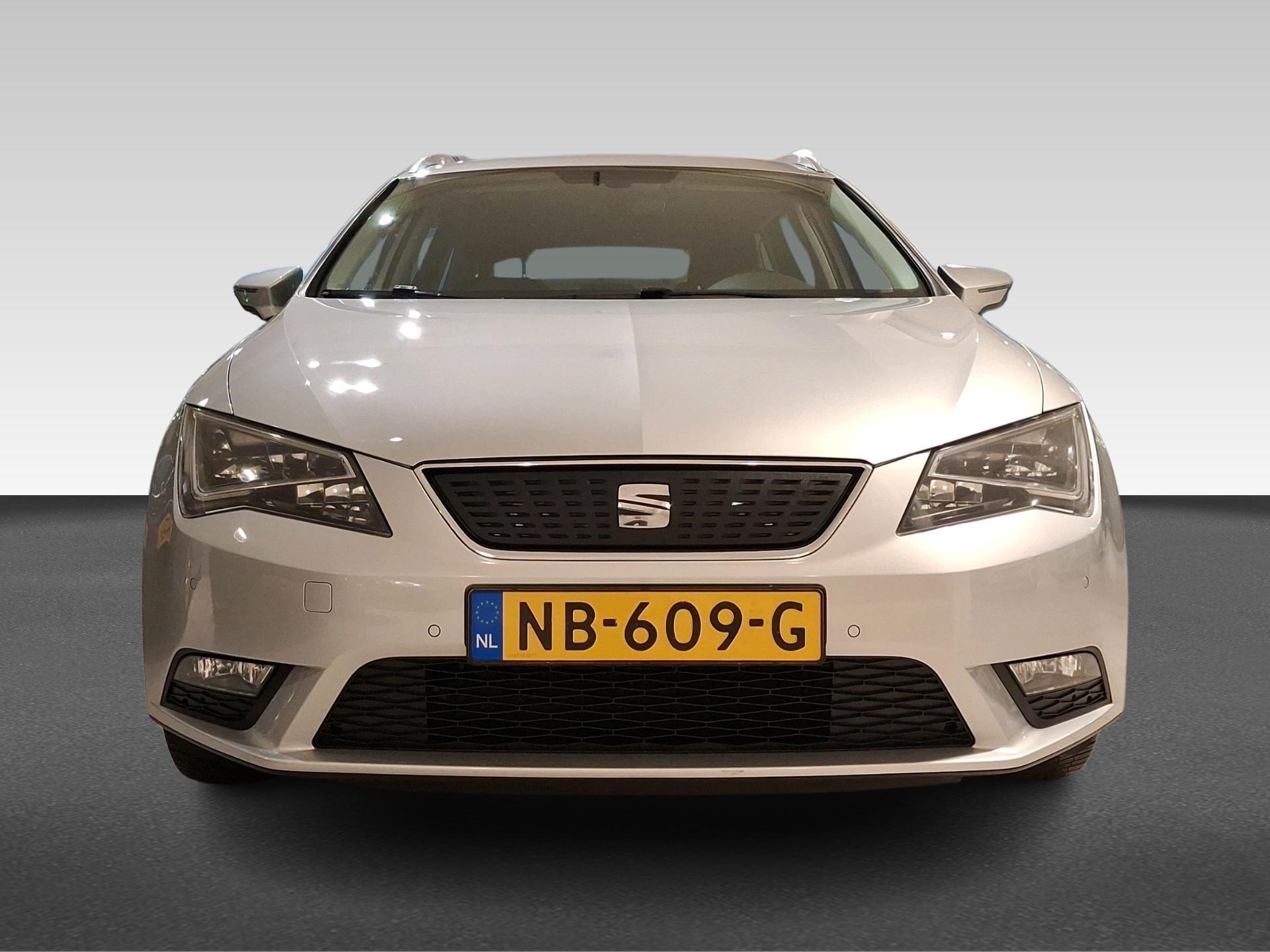 SEAT León