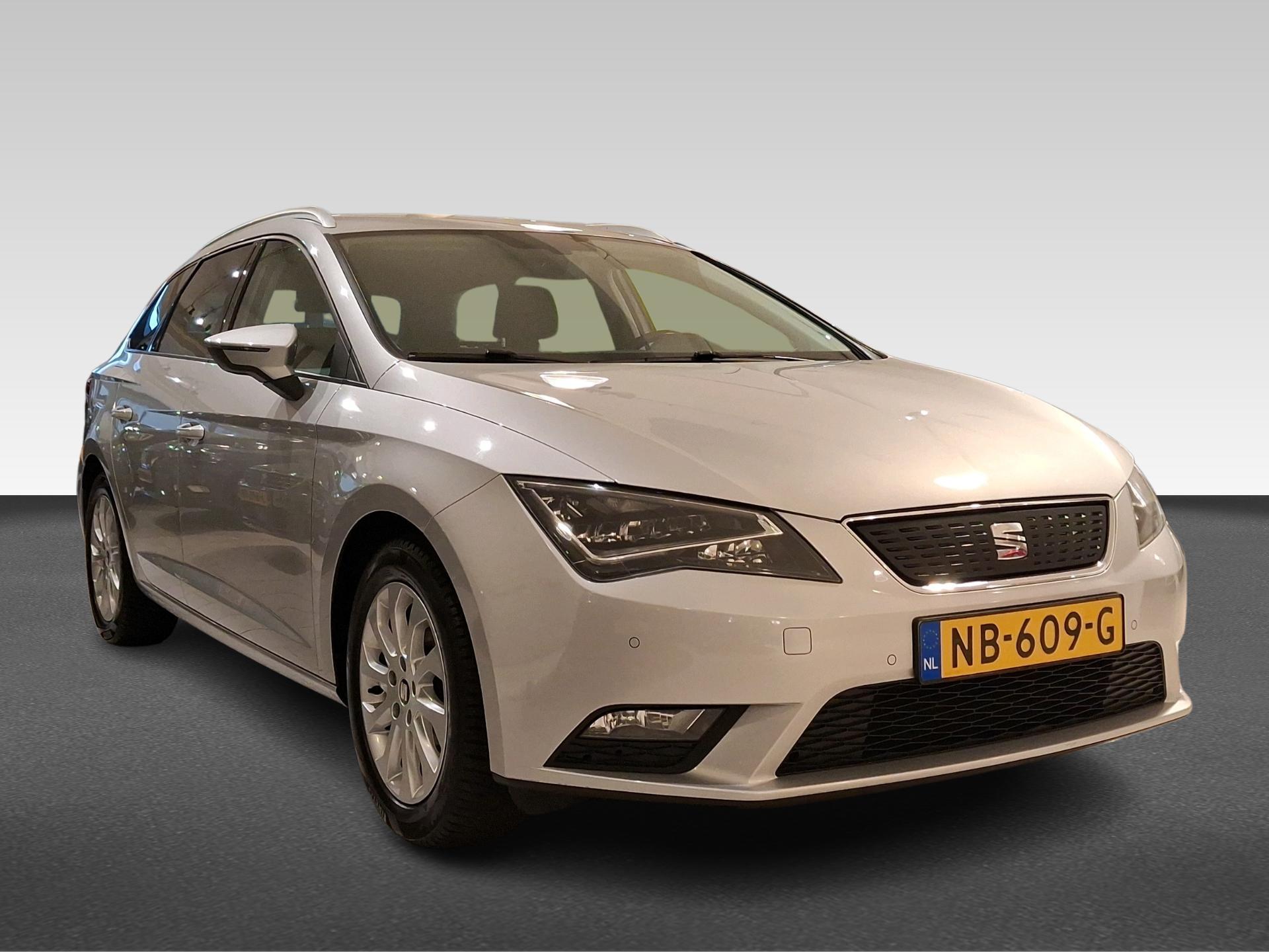SEAT León
