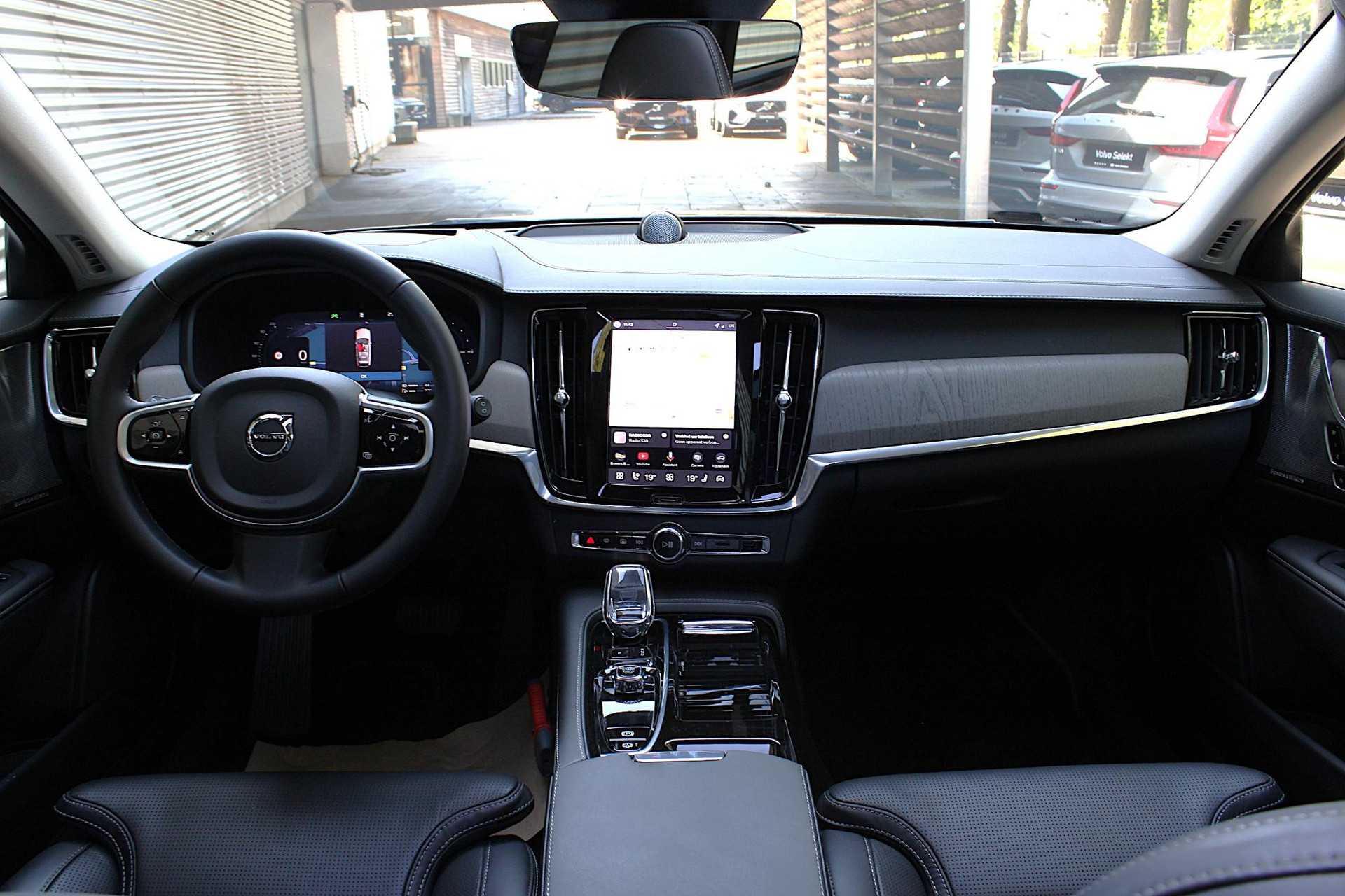 Volvo V90