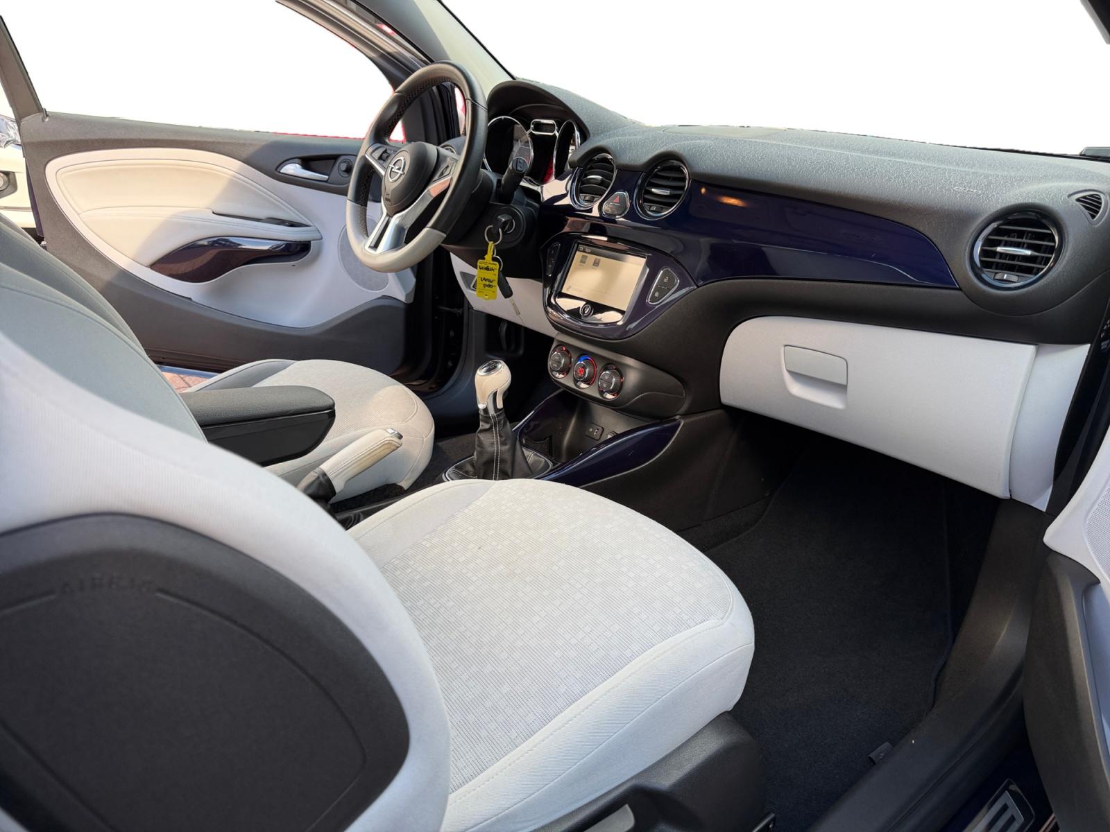 Opel Adam