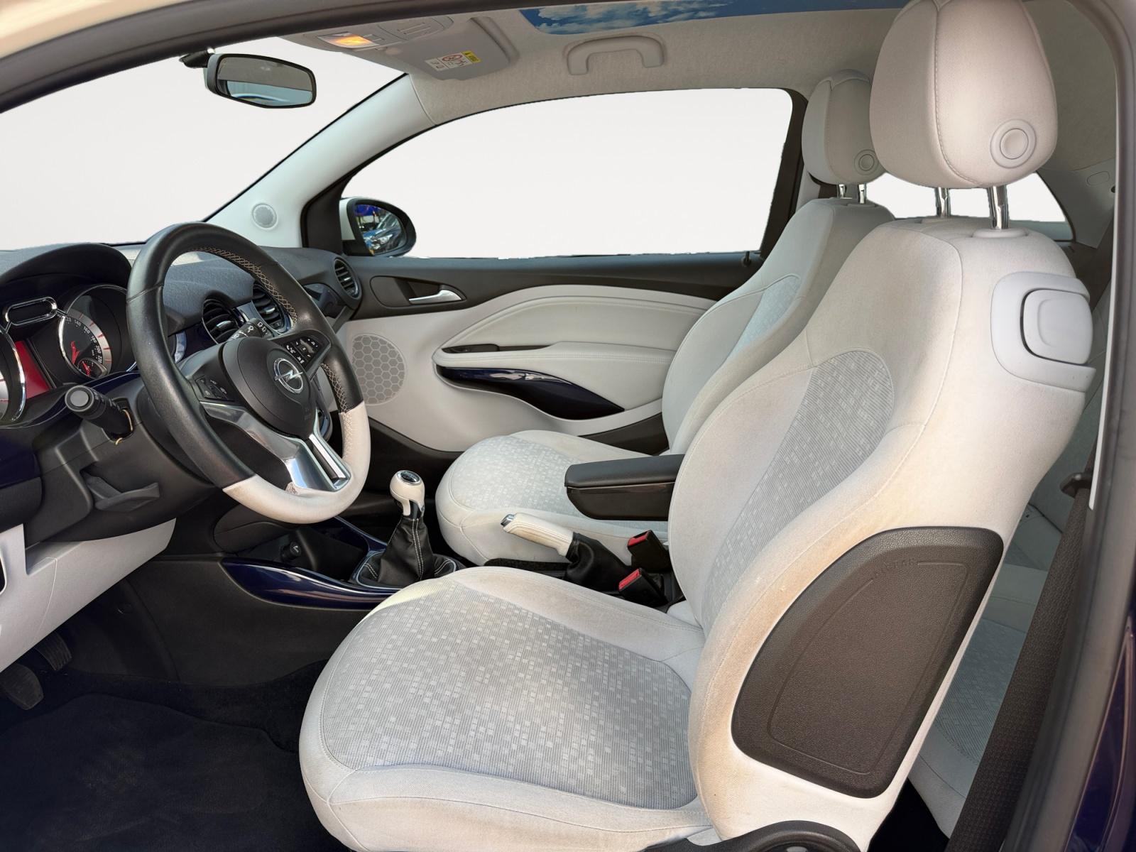 Opel Adam