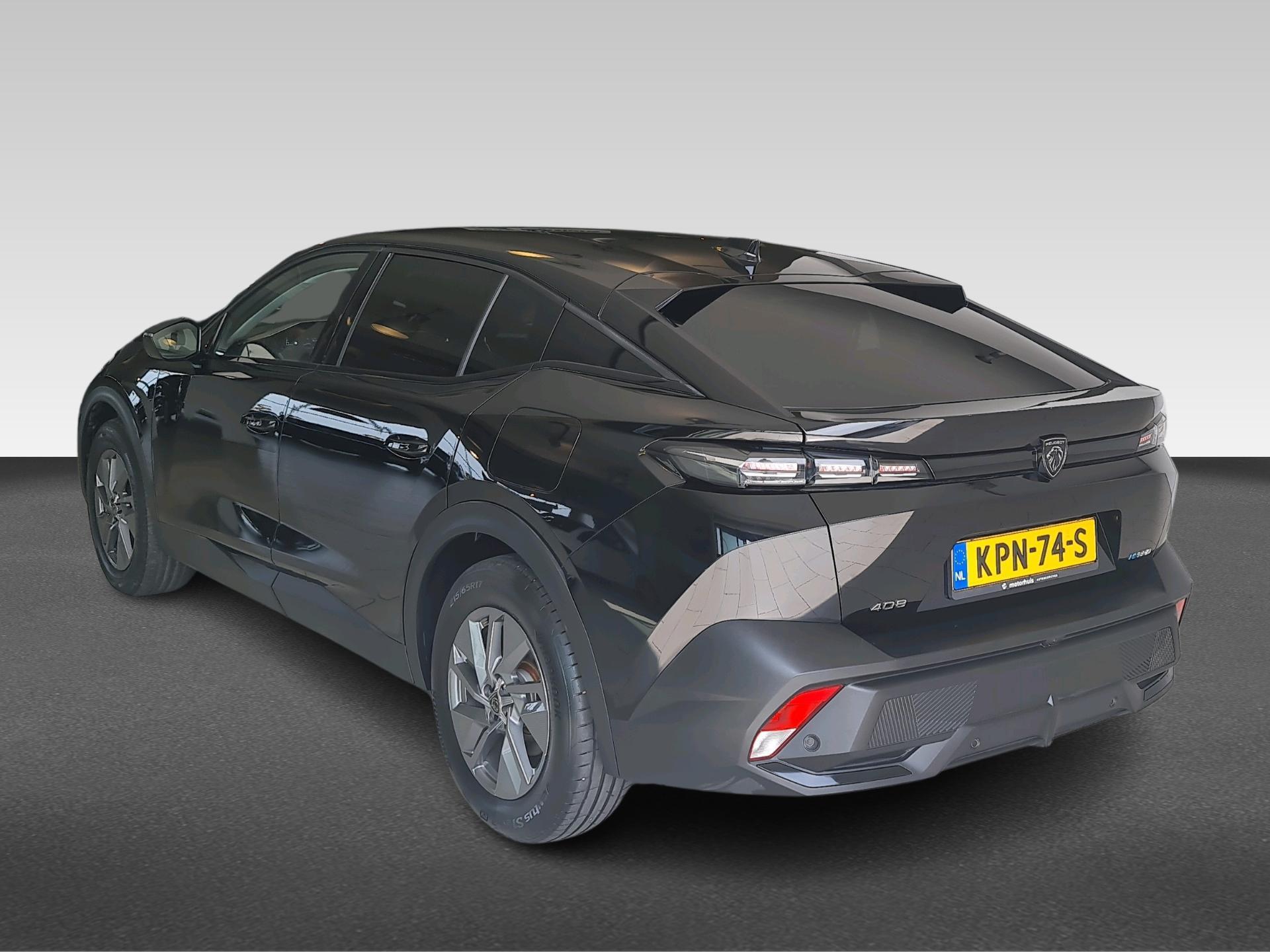 Peugeot 408