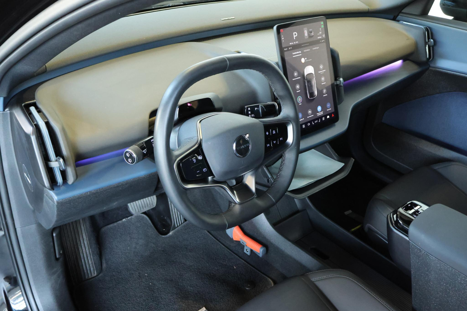 Volvo EX30