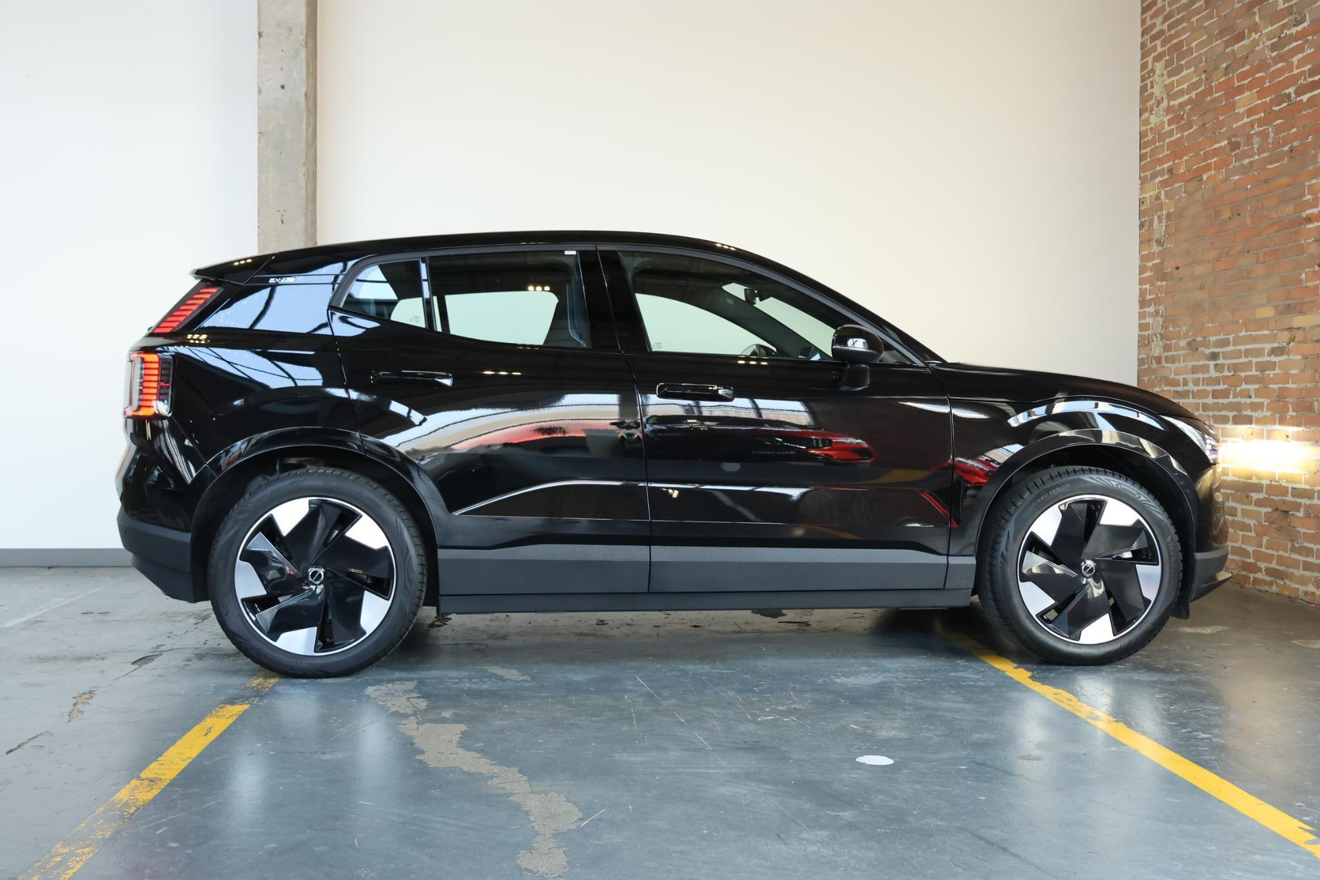 Volvo EX30