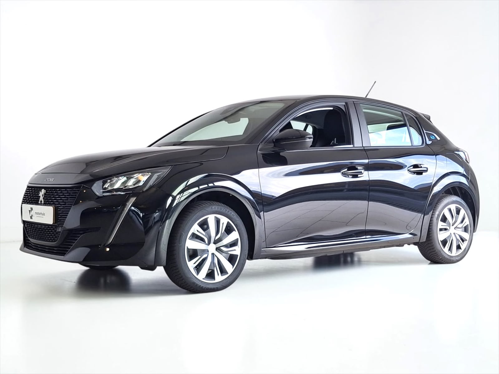 Peugeot e-208