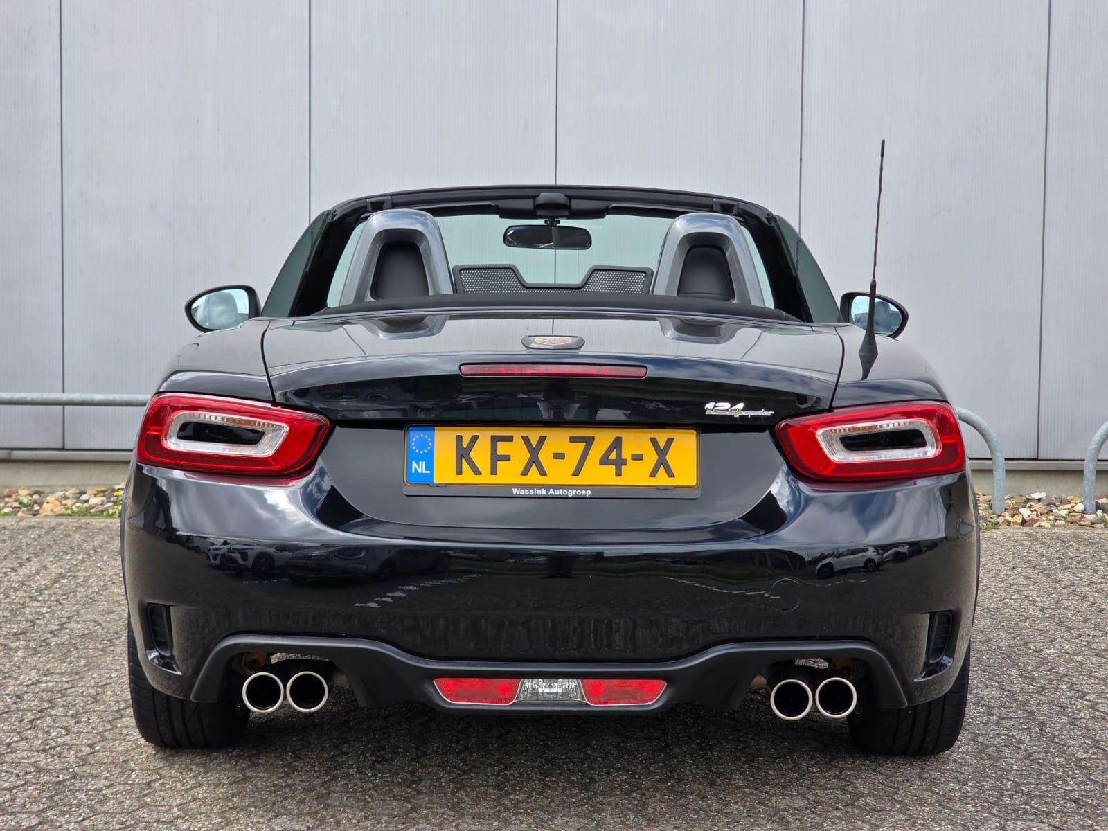 Fiat 124 Spider