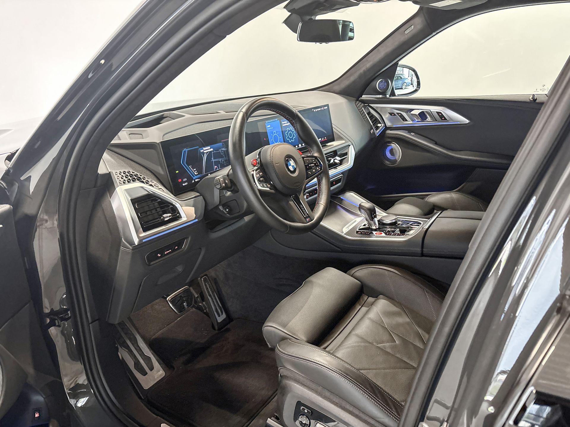 BMW XM