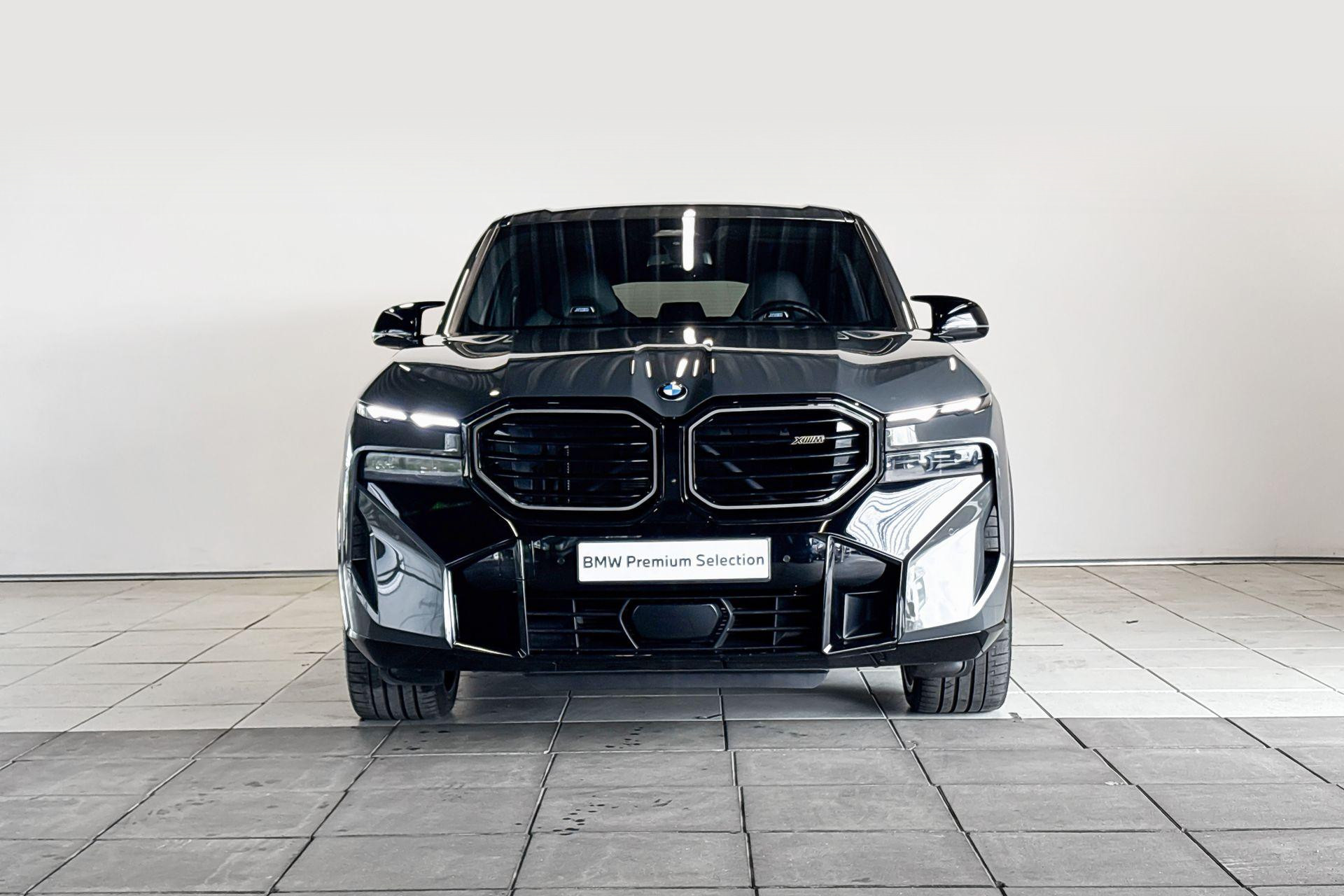 BMW XM