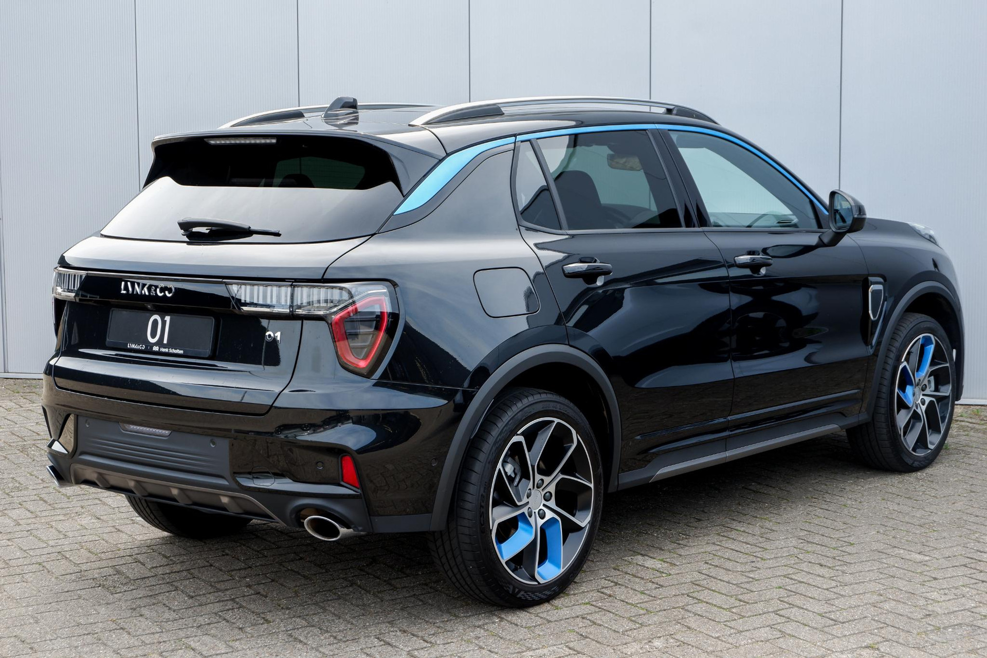 Lynk & Co 01