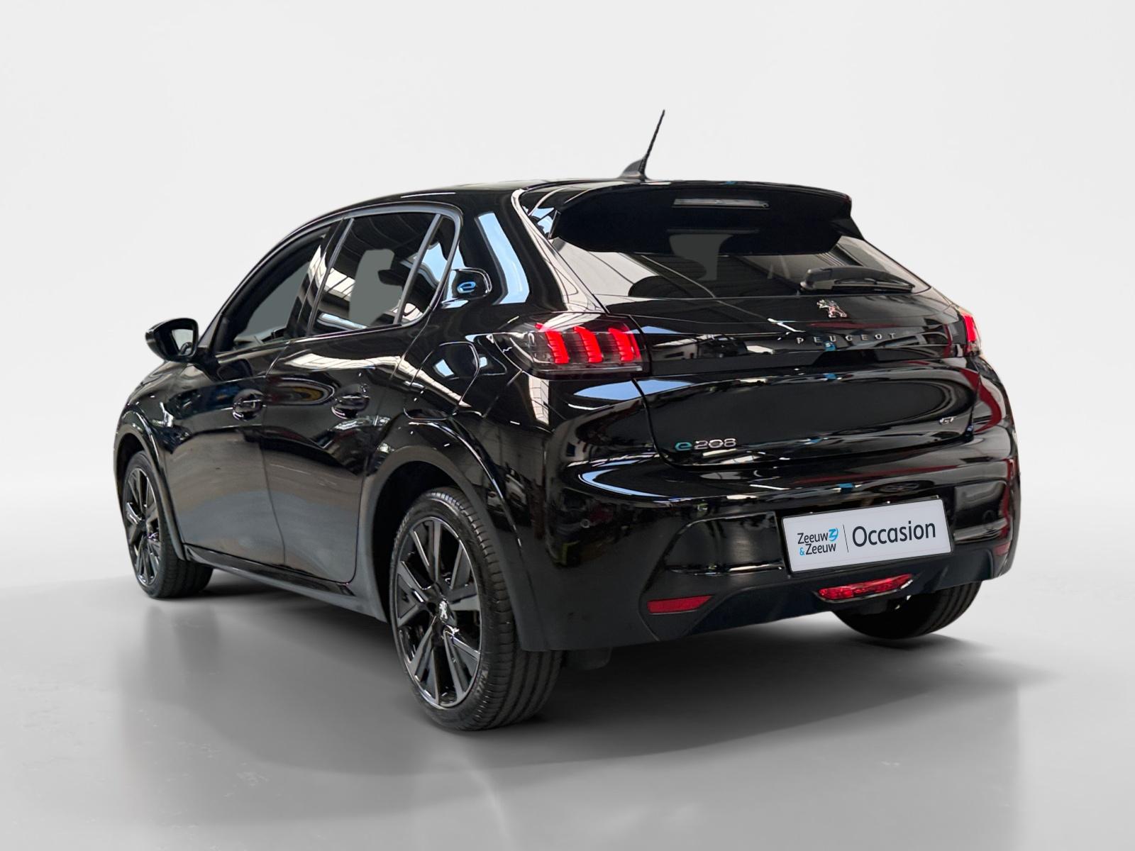 Peugeot e-208