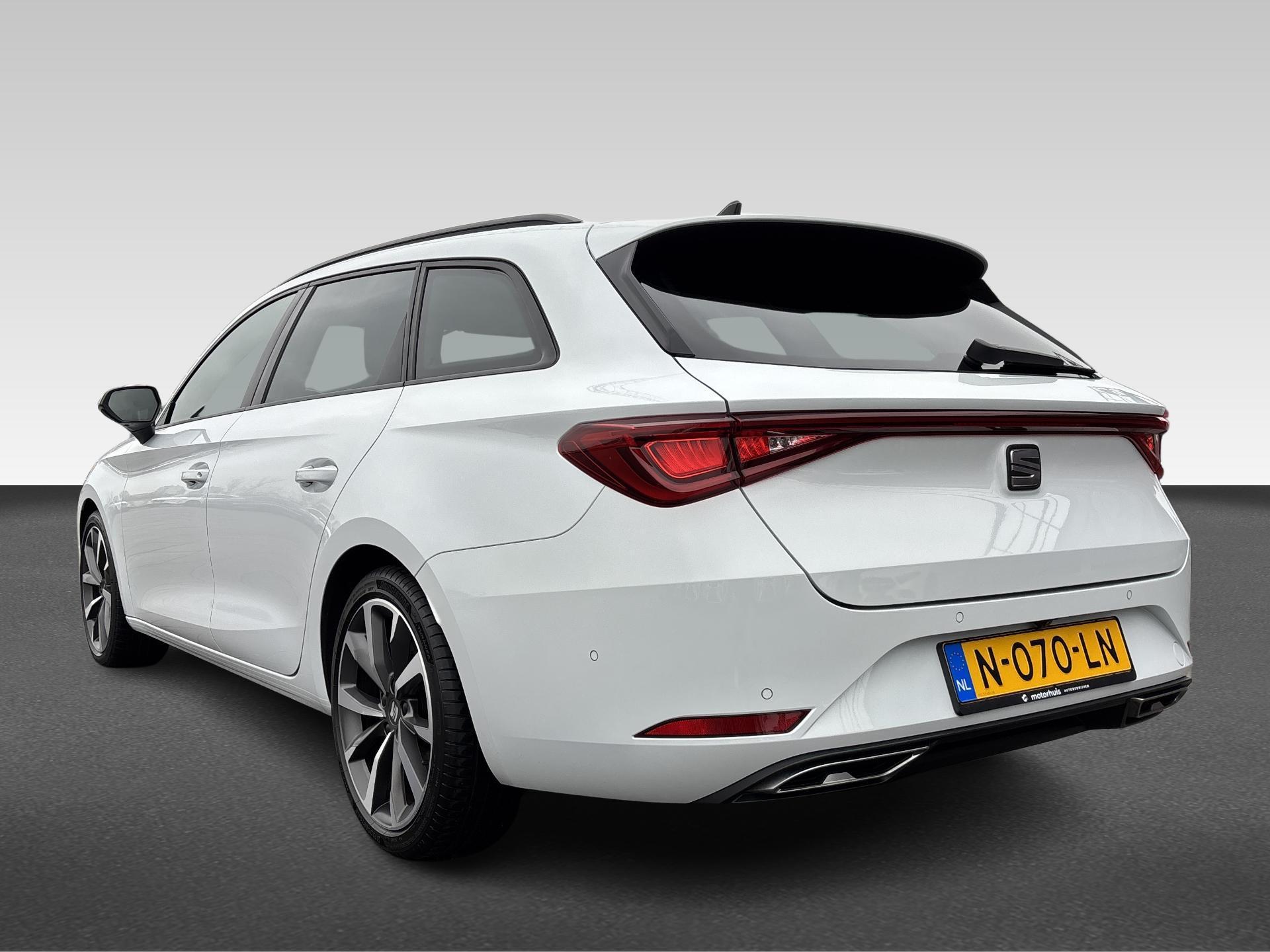 SEAT León