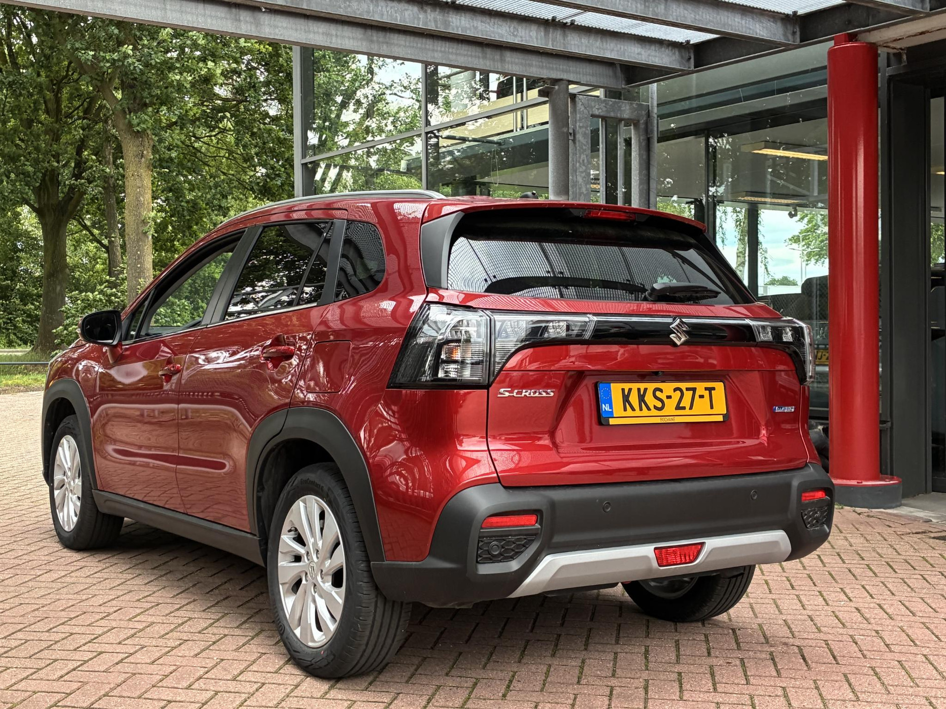 Suzuki S-Cross