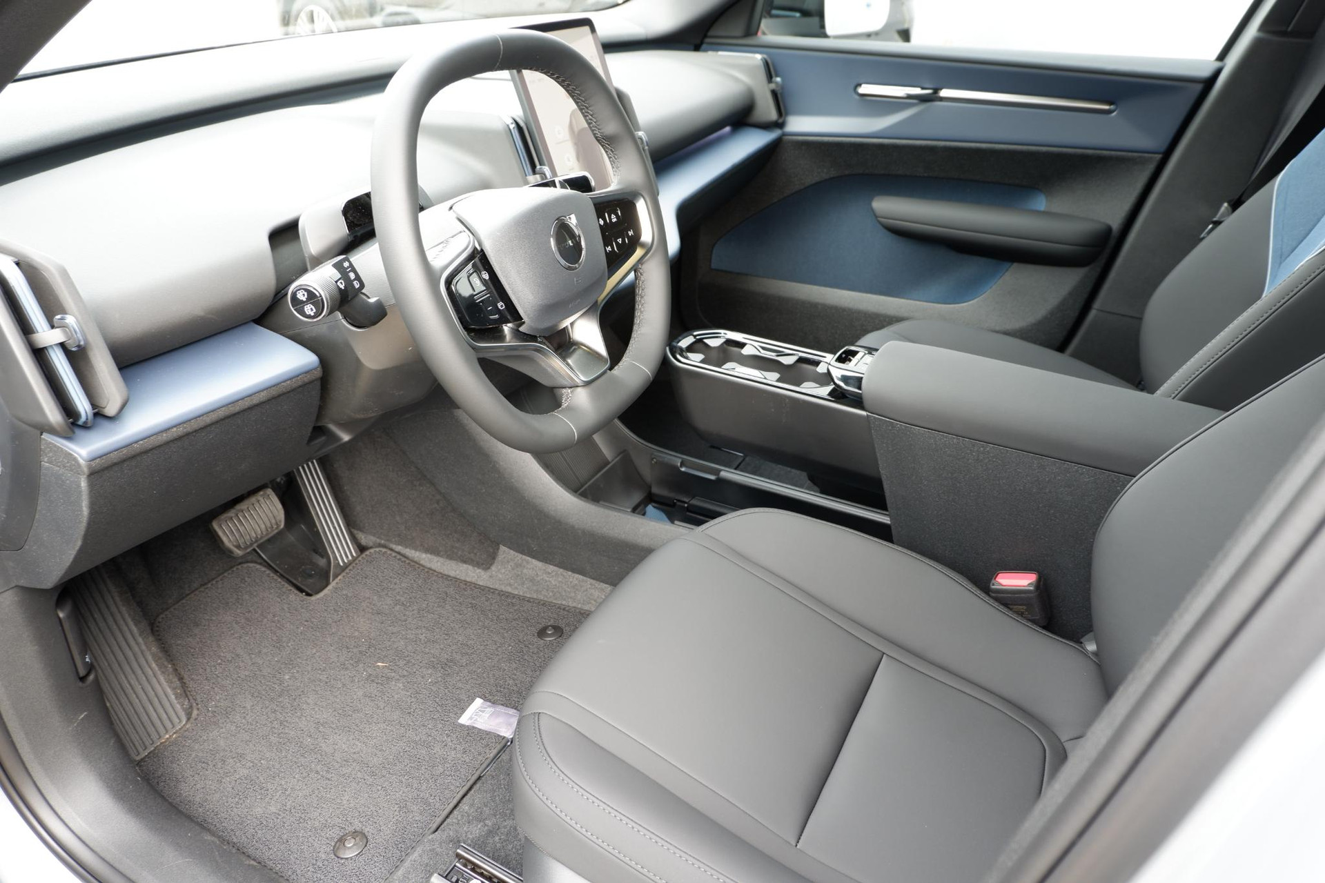 Volvo EX30