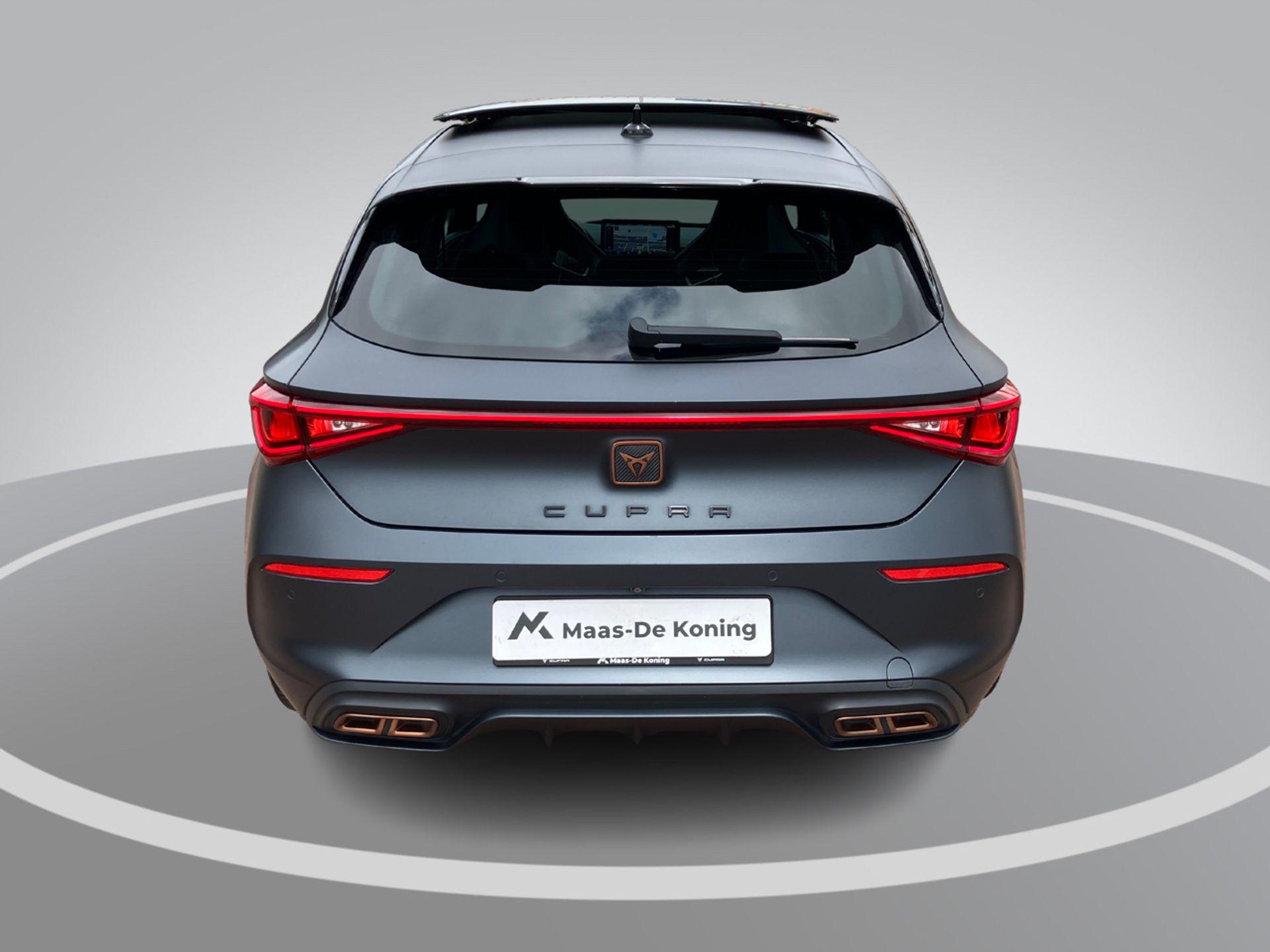 Cupra León