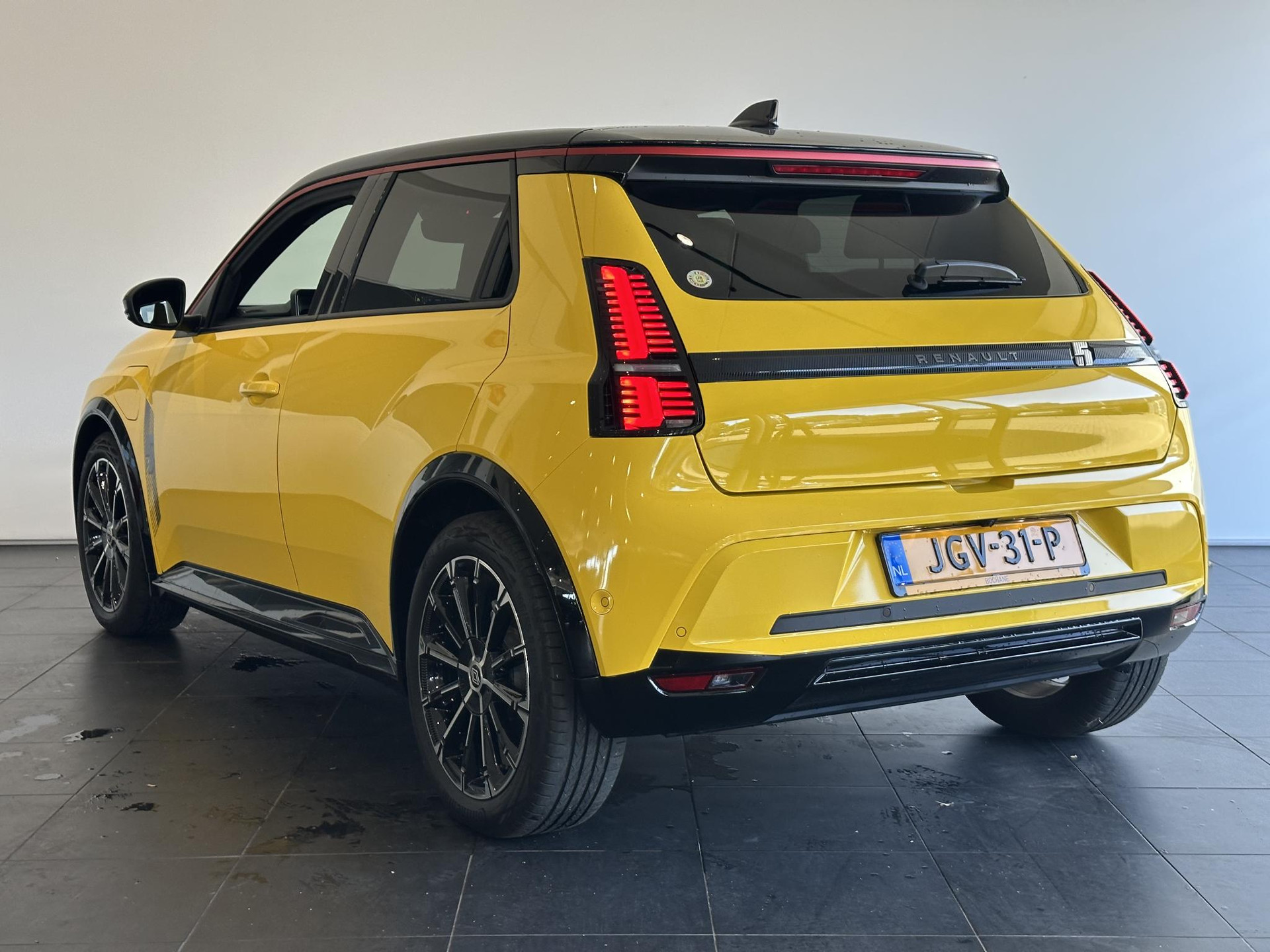 Renault R5