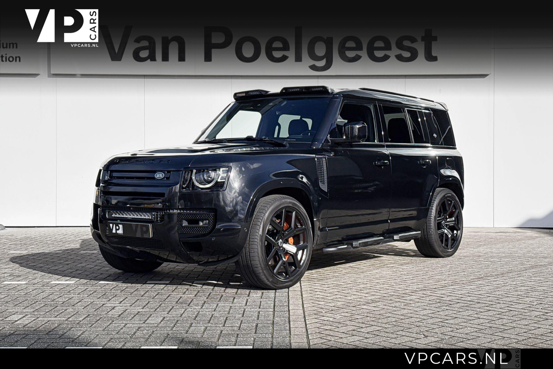 Land Rover Defender 110