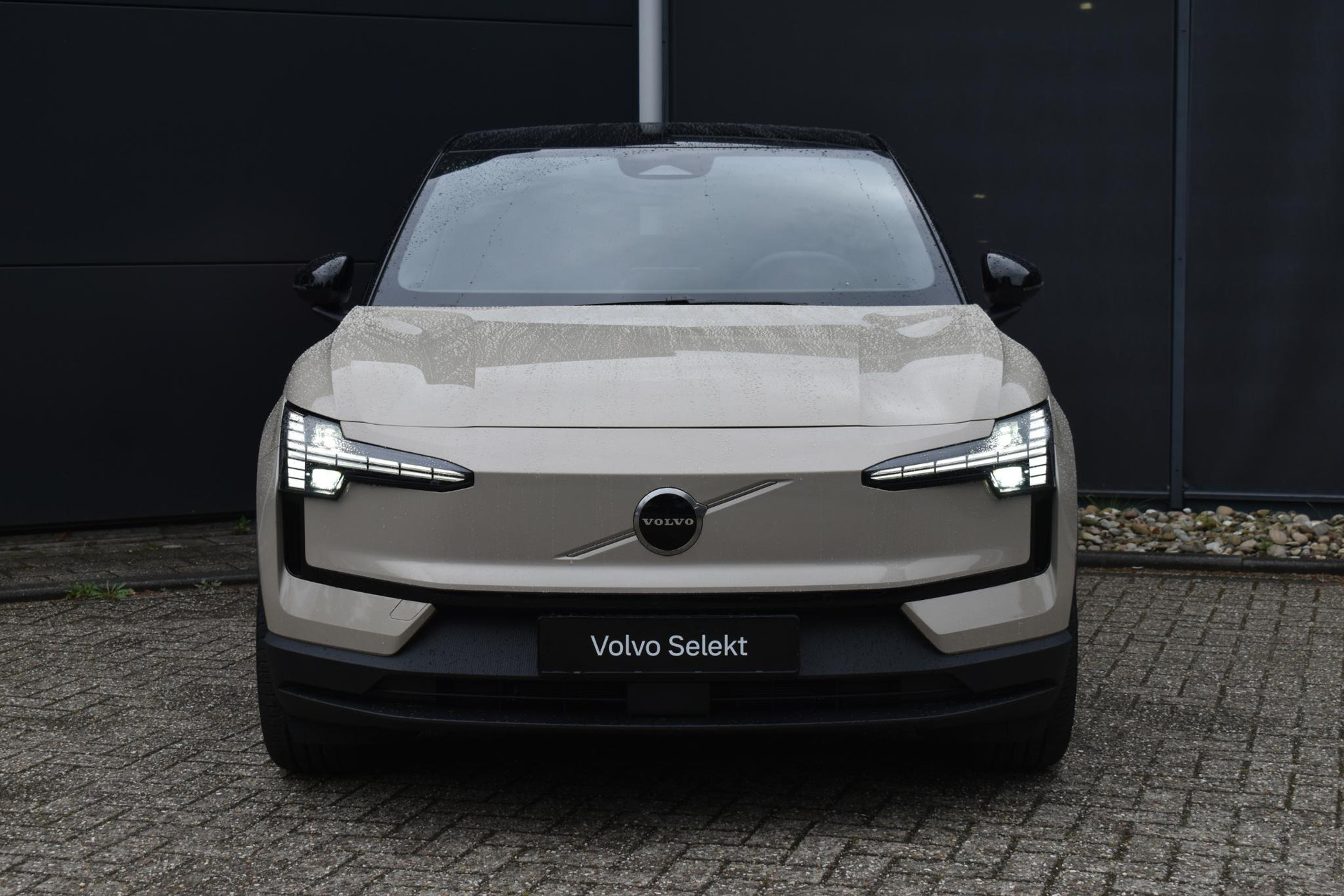 Volvo EX30