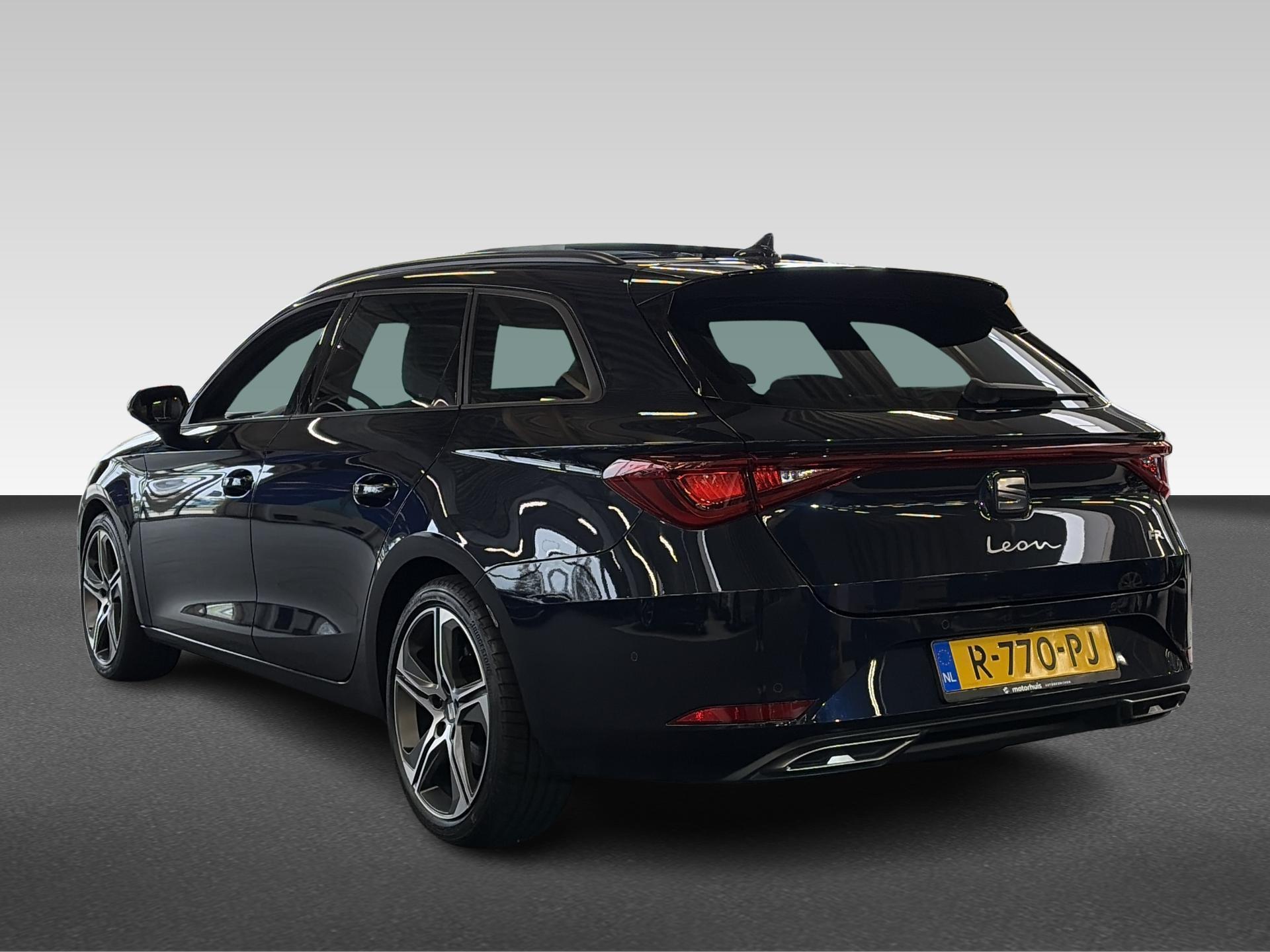 SEAT León