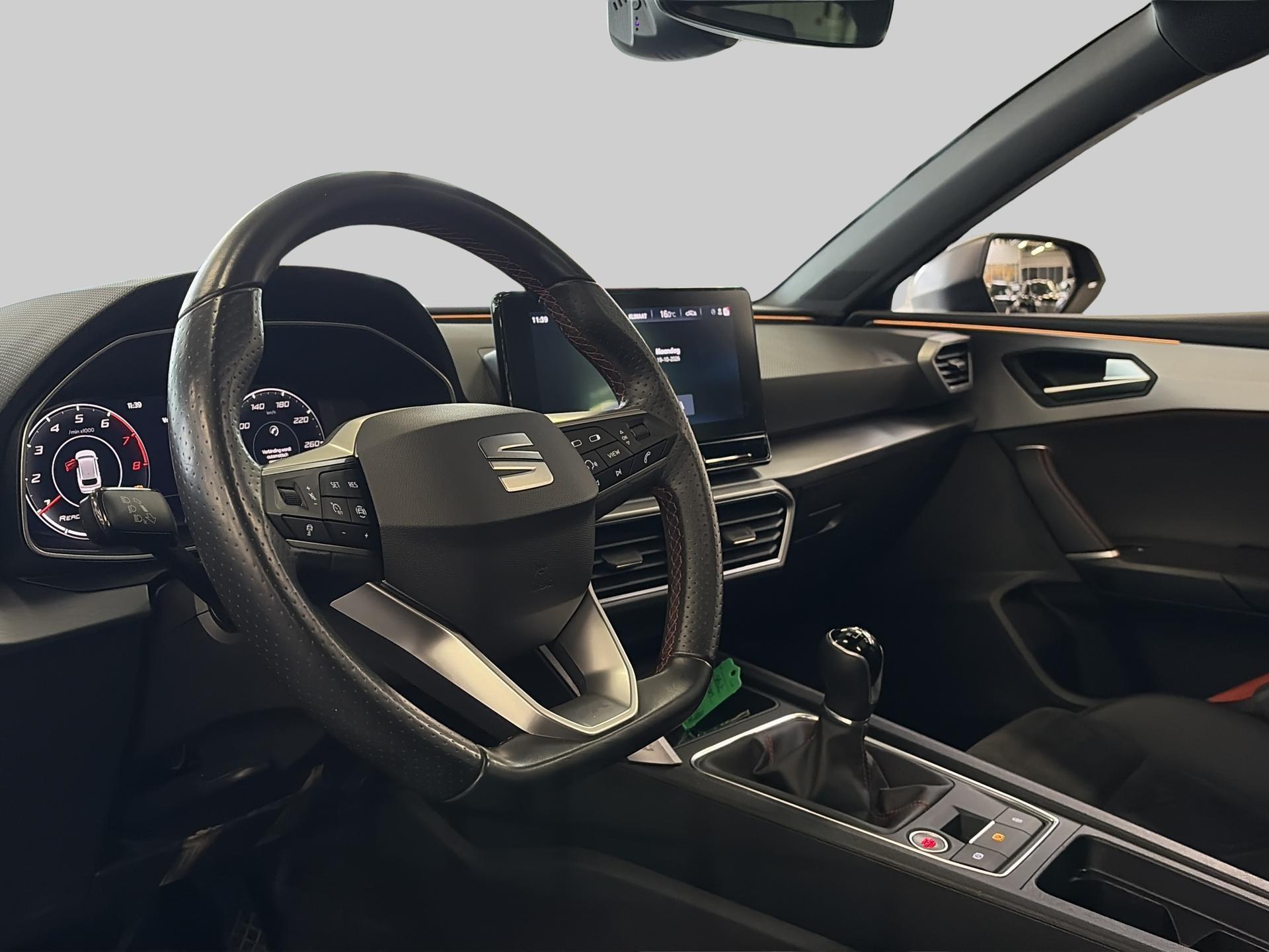 SEAT León
