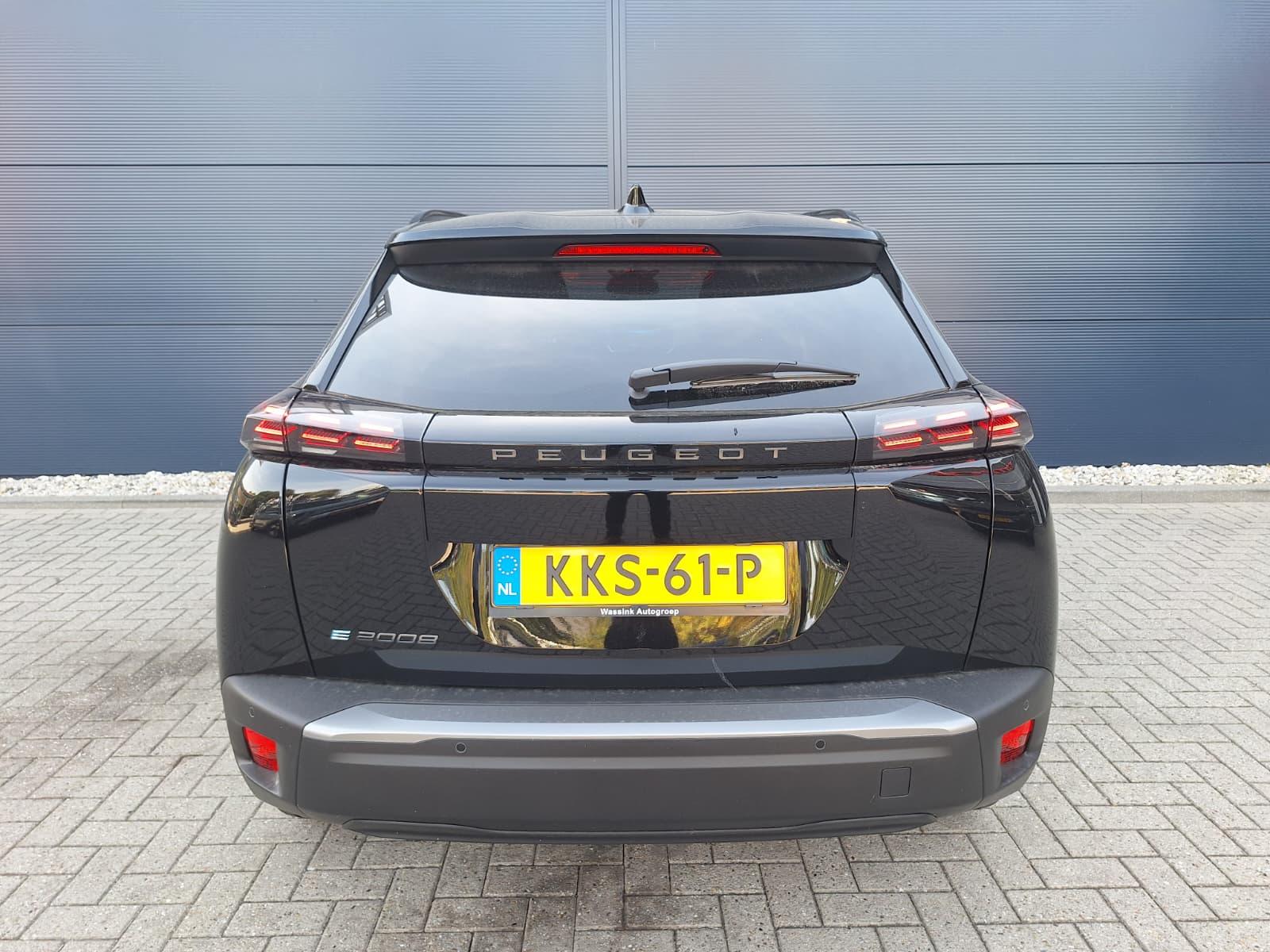 Peugeot e-2008