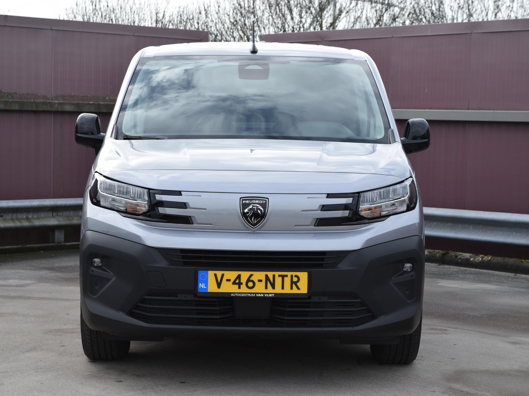 Peugeot e-Partner