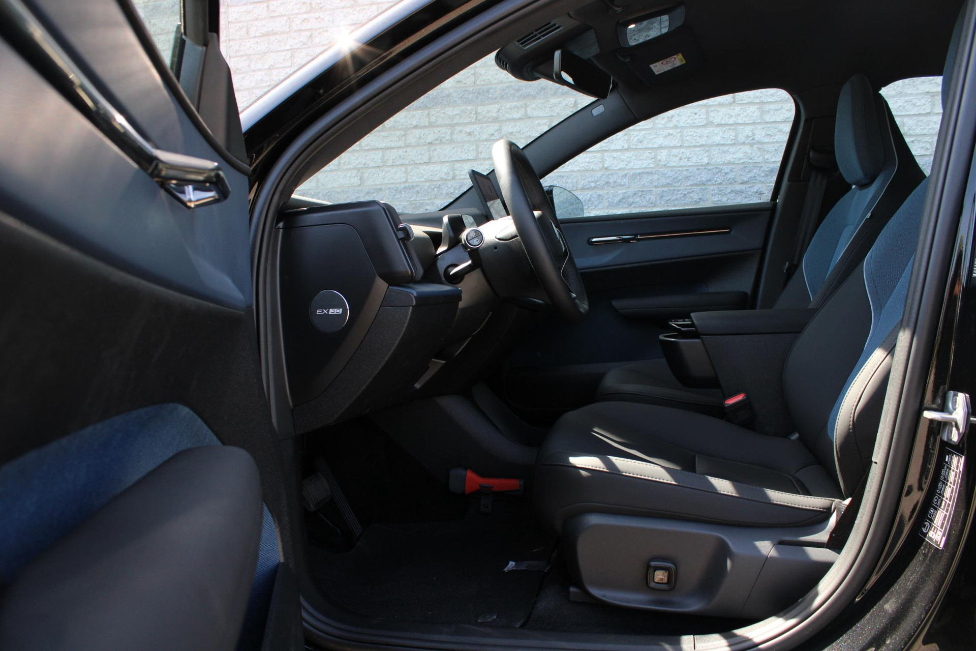 Volvo EX30