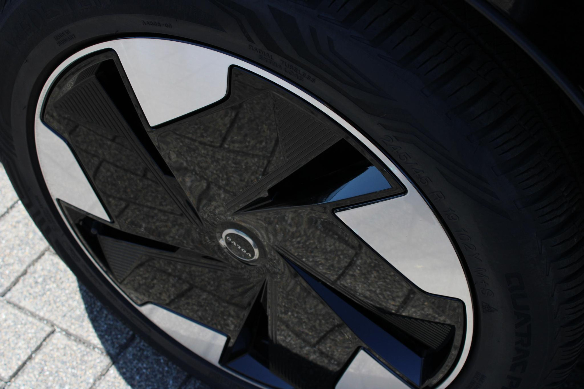 Volvo EX30