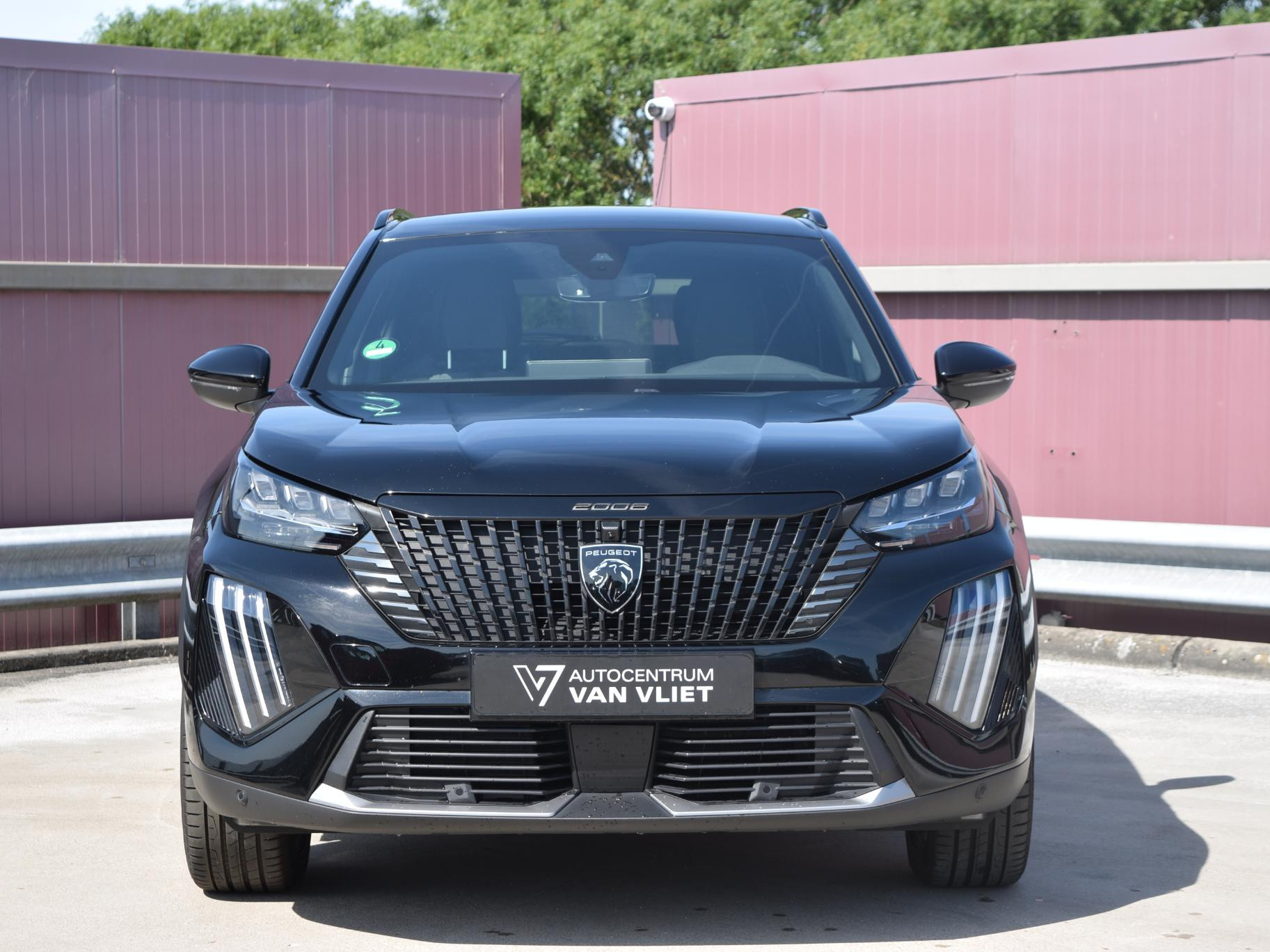 Peugeot e-2008