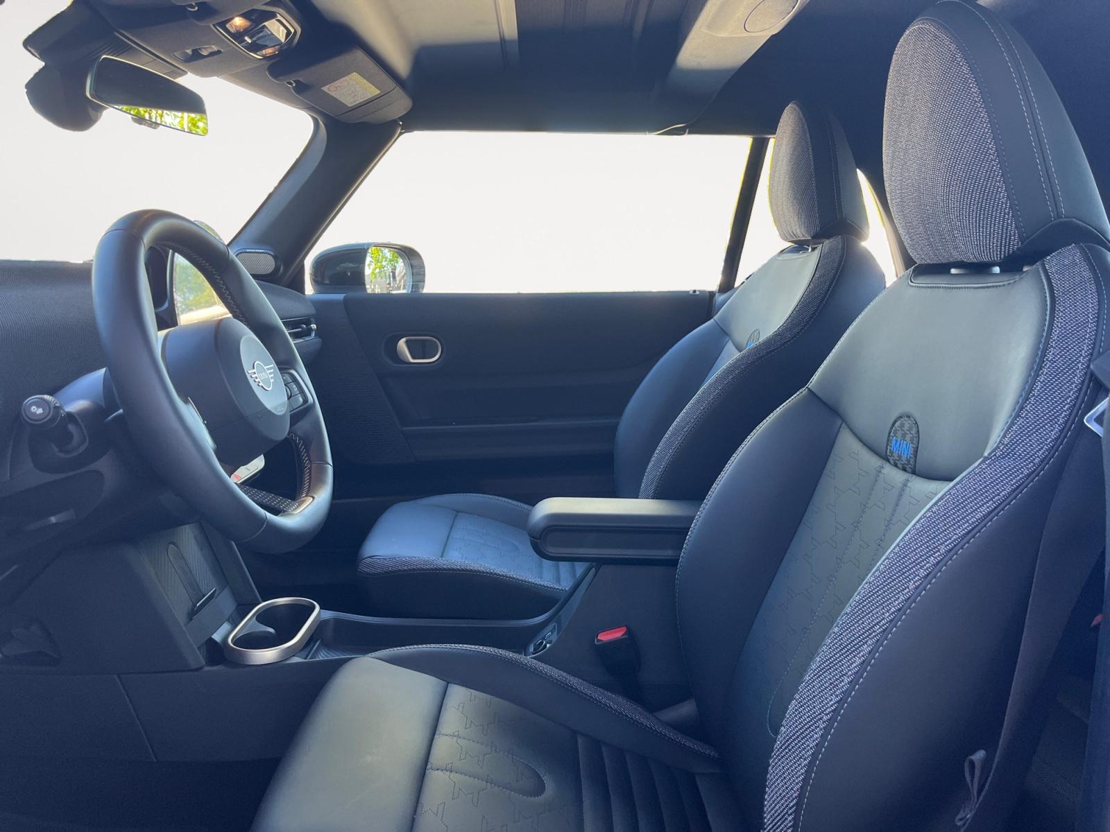MINI Cabrio