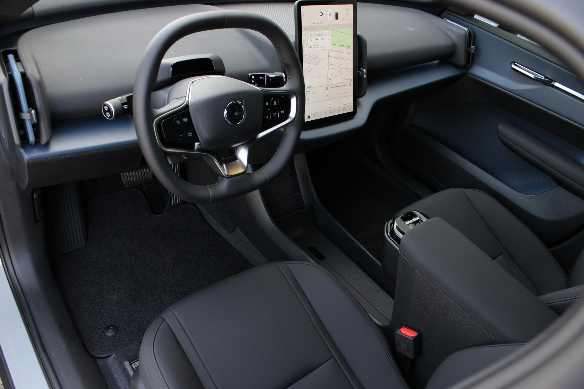 Volvo EX30
