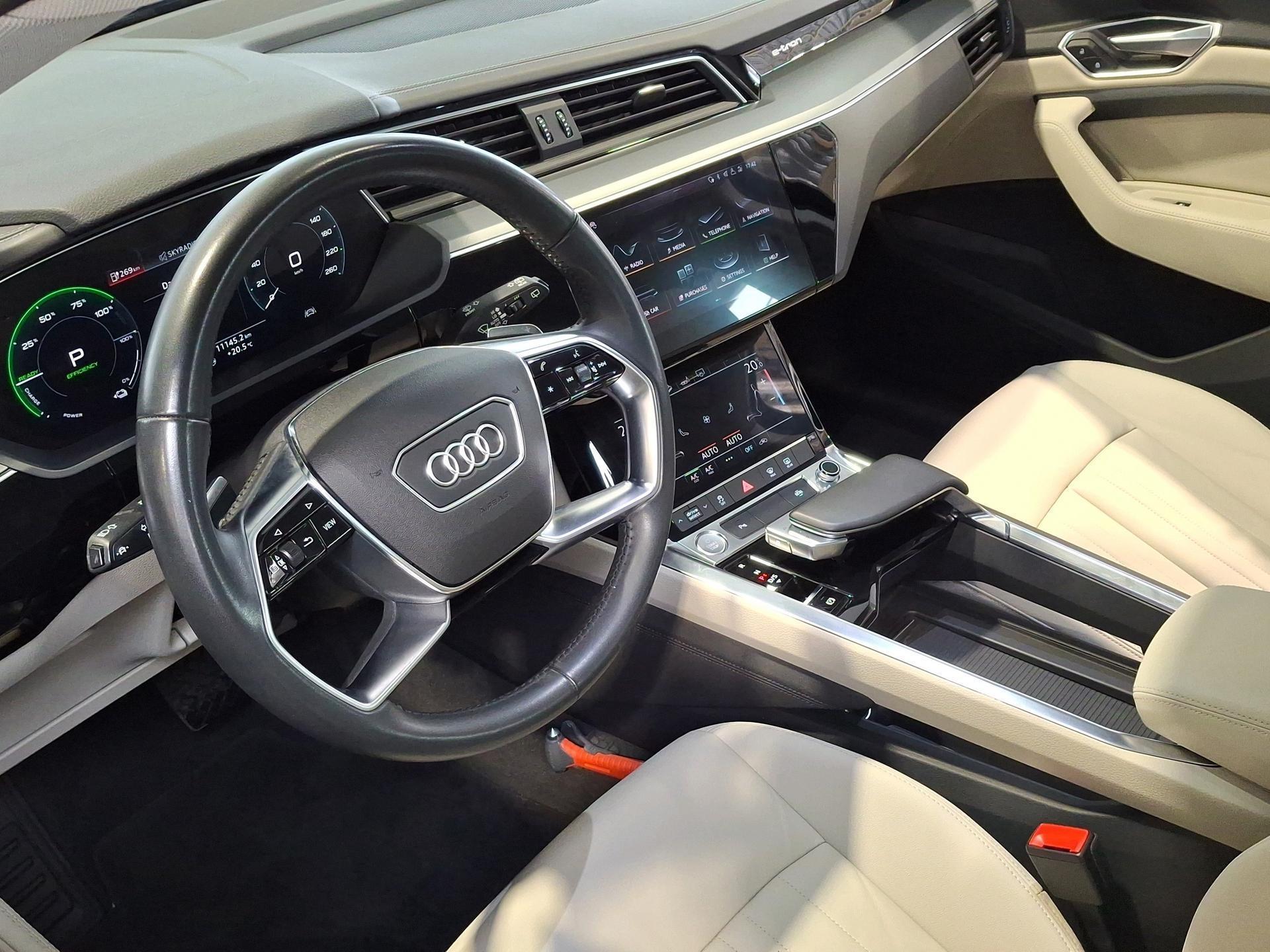 Audi e-tron